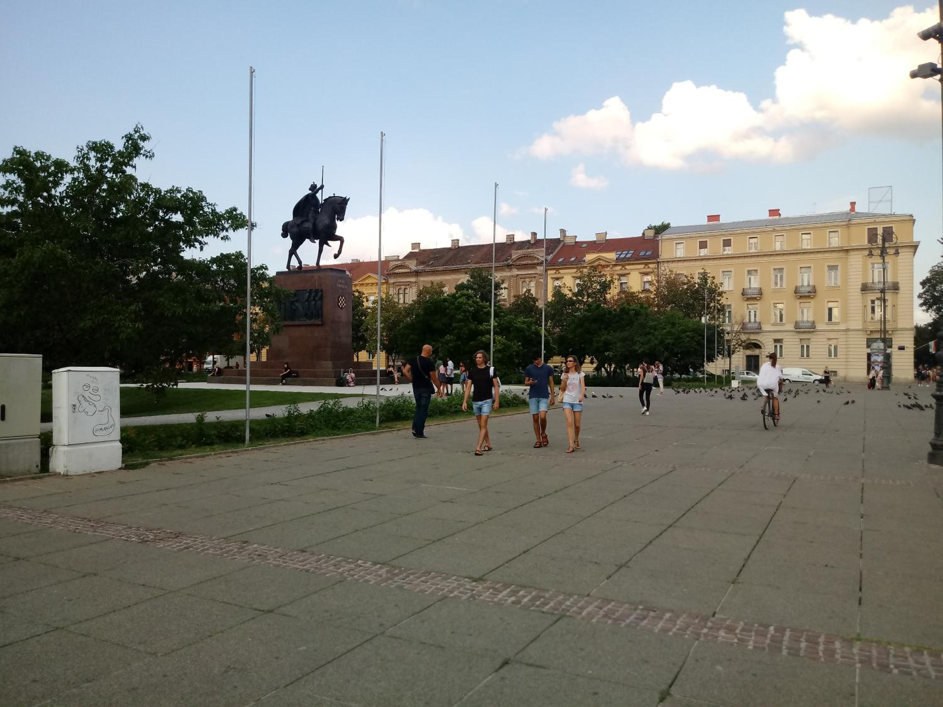 Photo 34