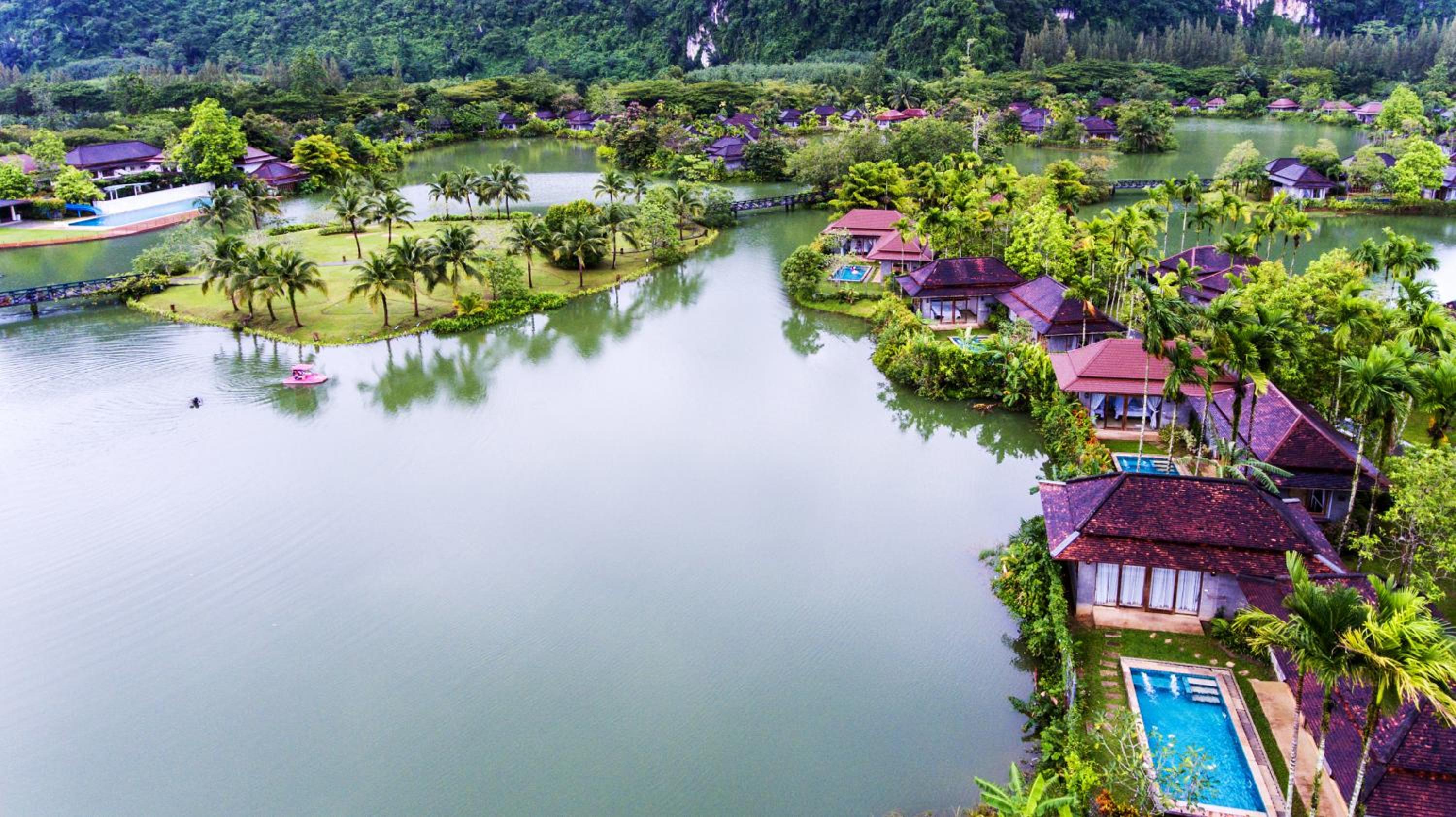 Bor Saen Pool Villa