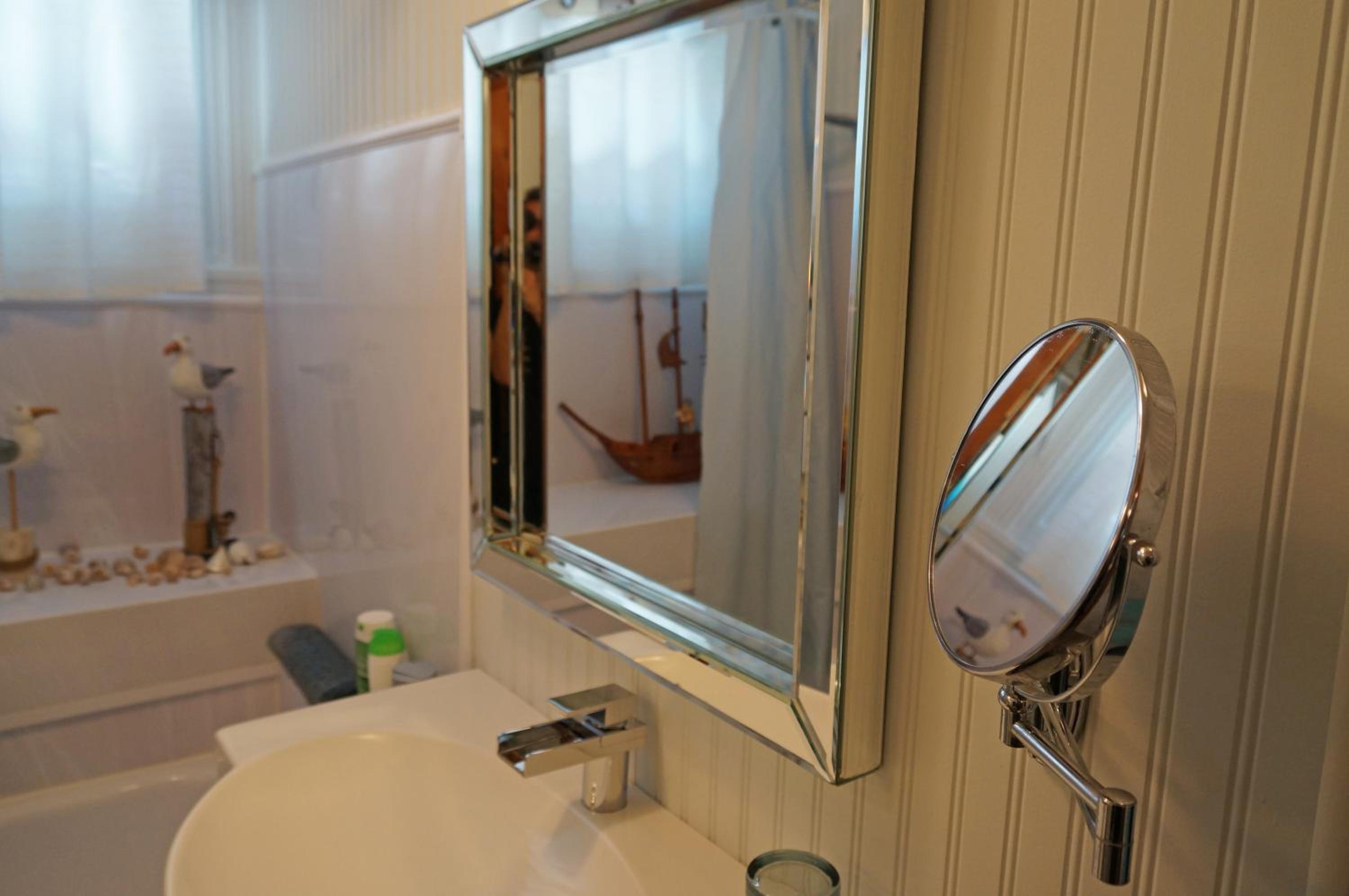 Guesthouse Refuge du Poète Montreal-Longueuil
