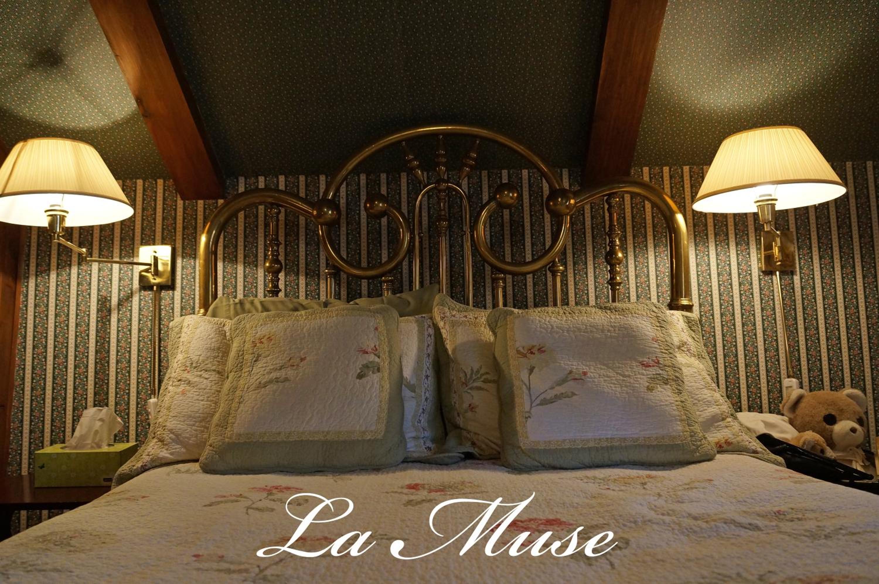 Guesthouse Refuge du Poète Montreal-Longueuil