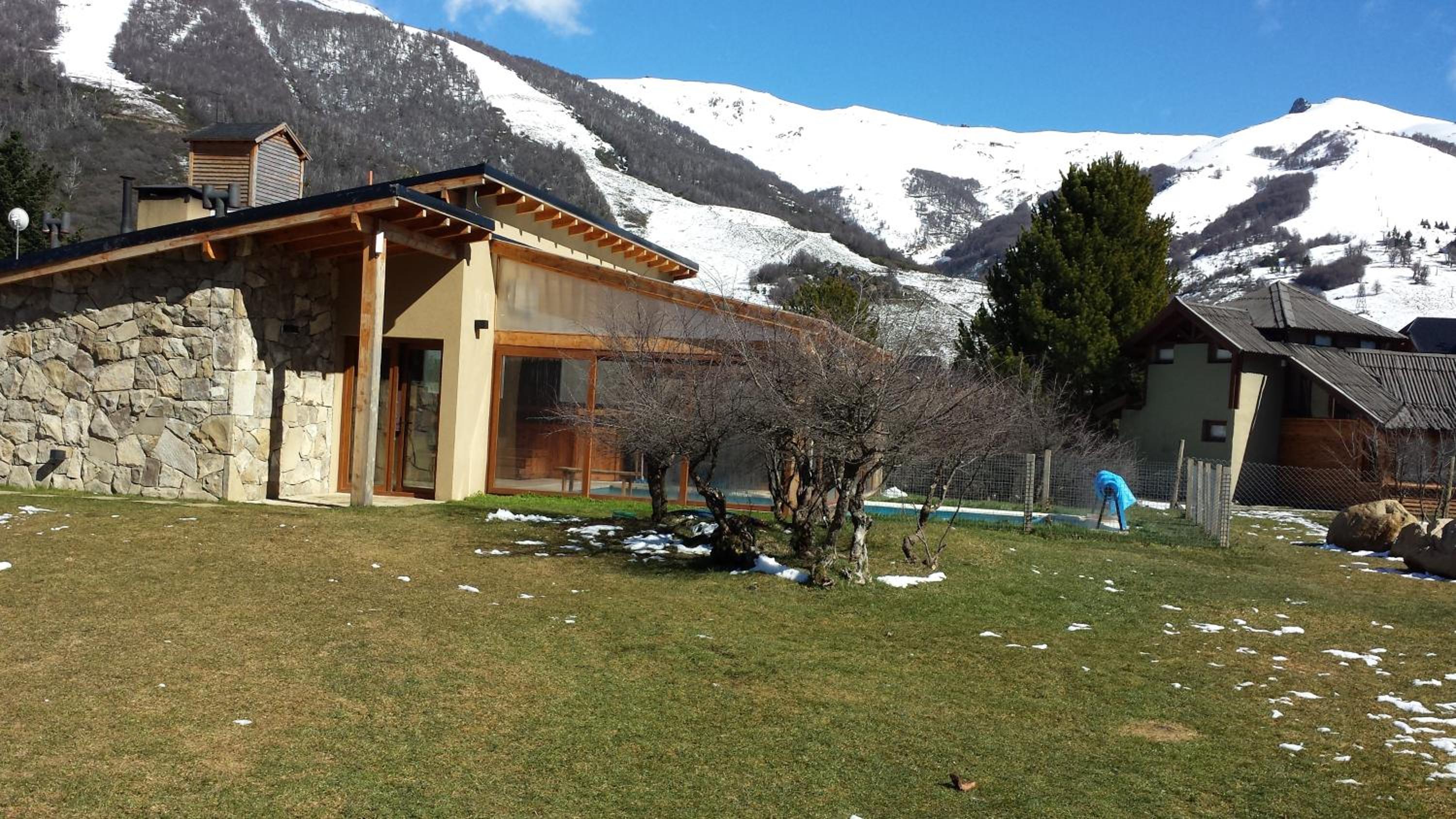 Duplex en la Base del Cerro