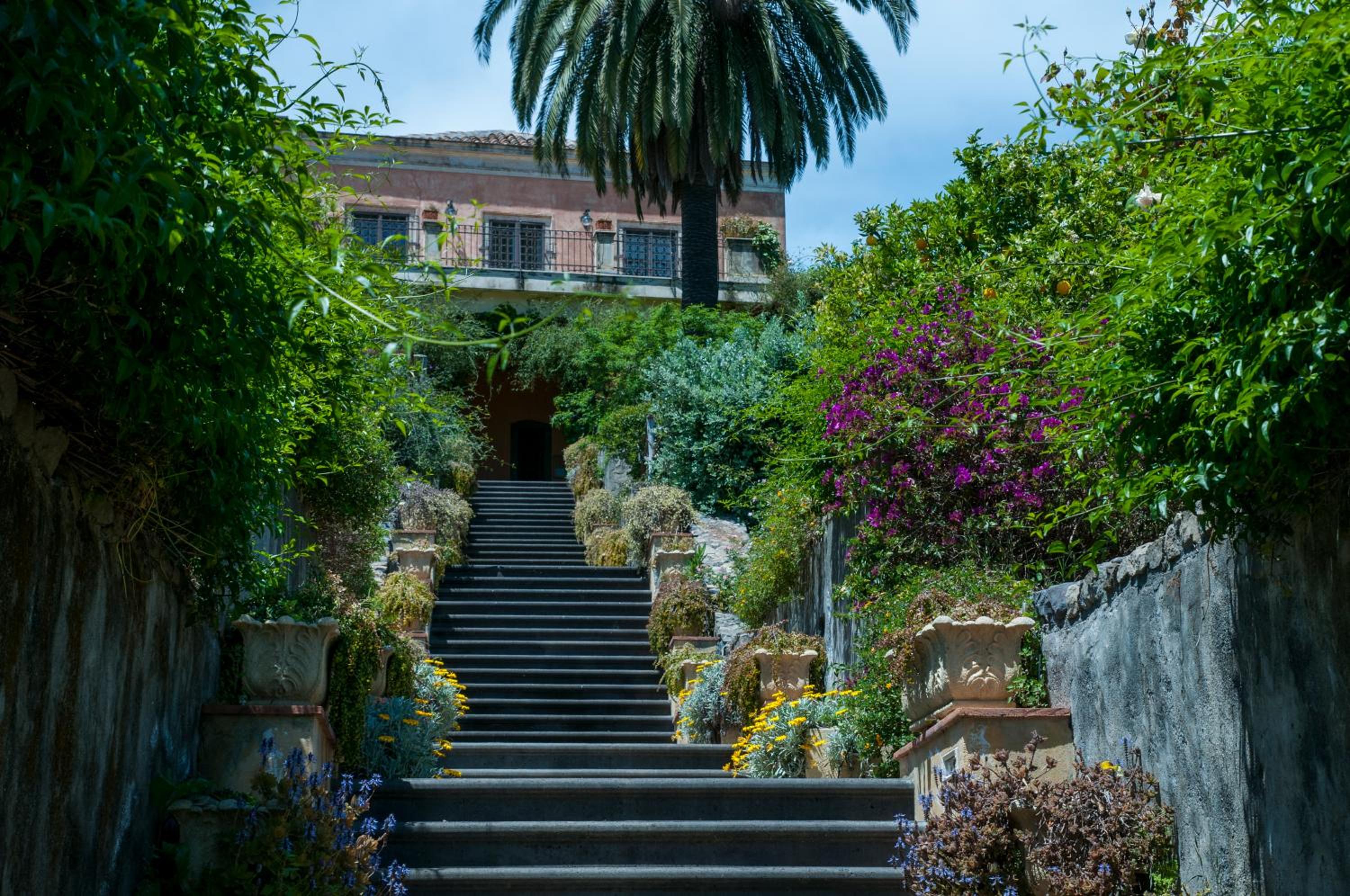 Antico Borgo Etneo Country Hotel