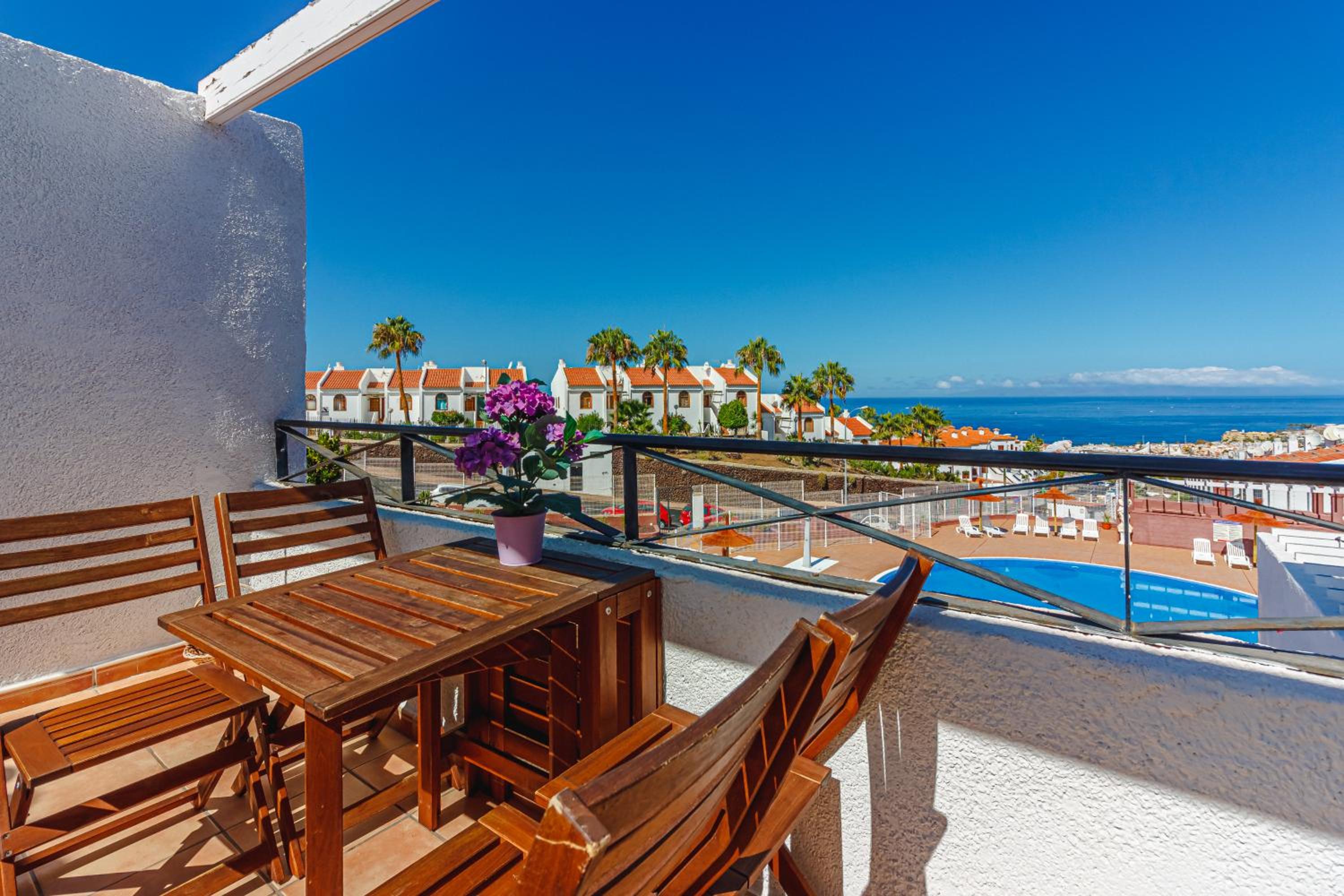 Apartment with ocean view in Costa Adeje photo 2