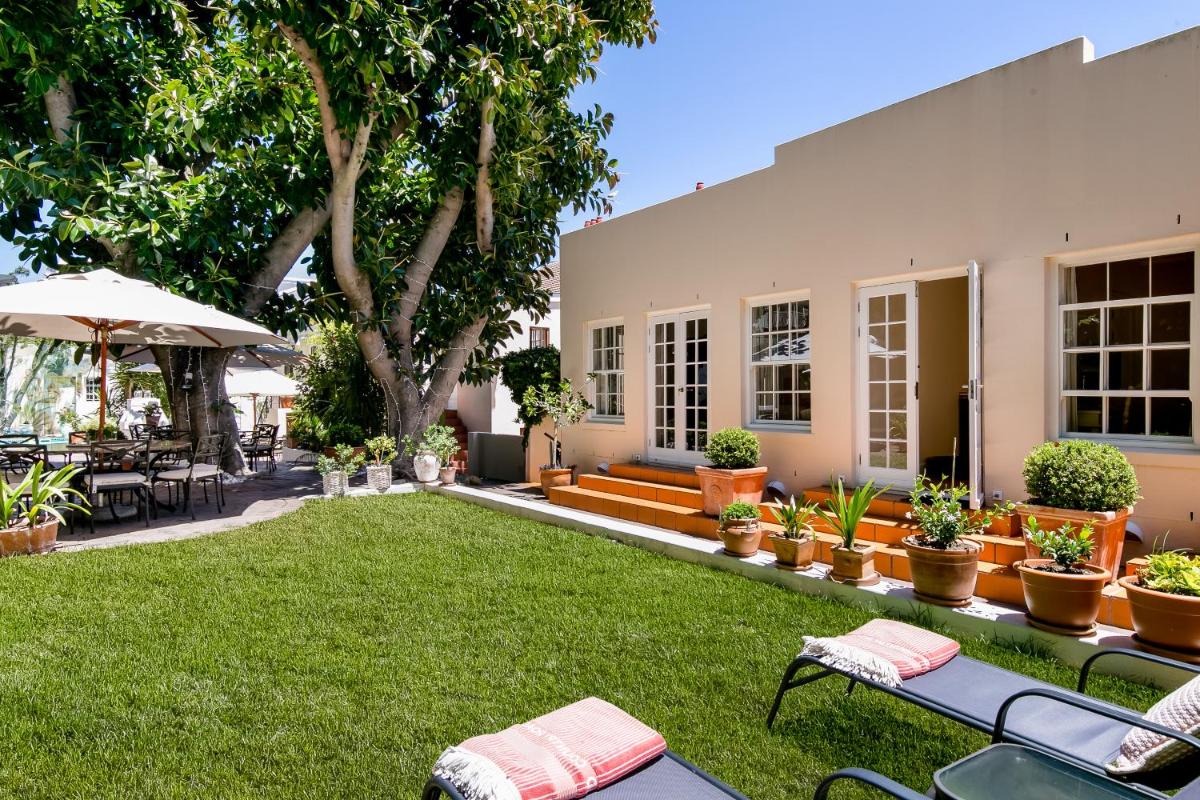 outdoor BBQ area