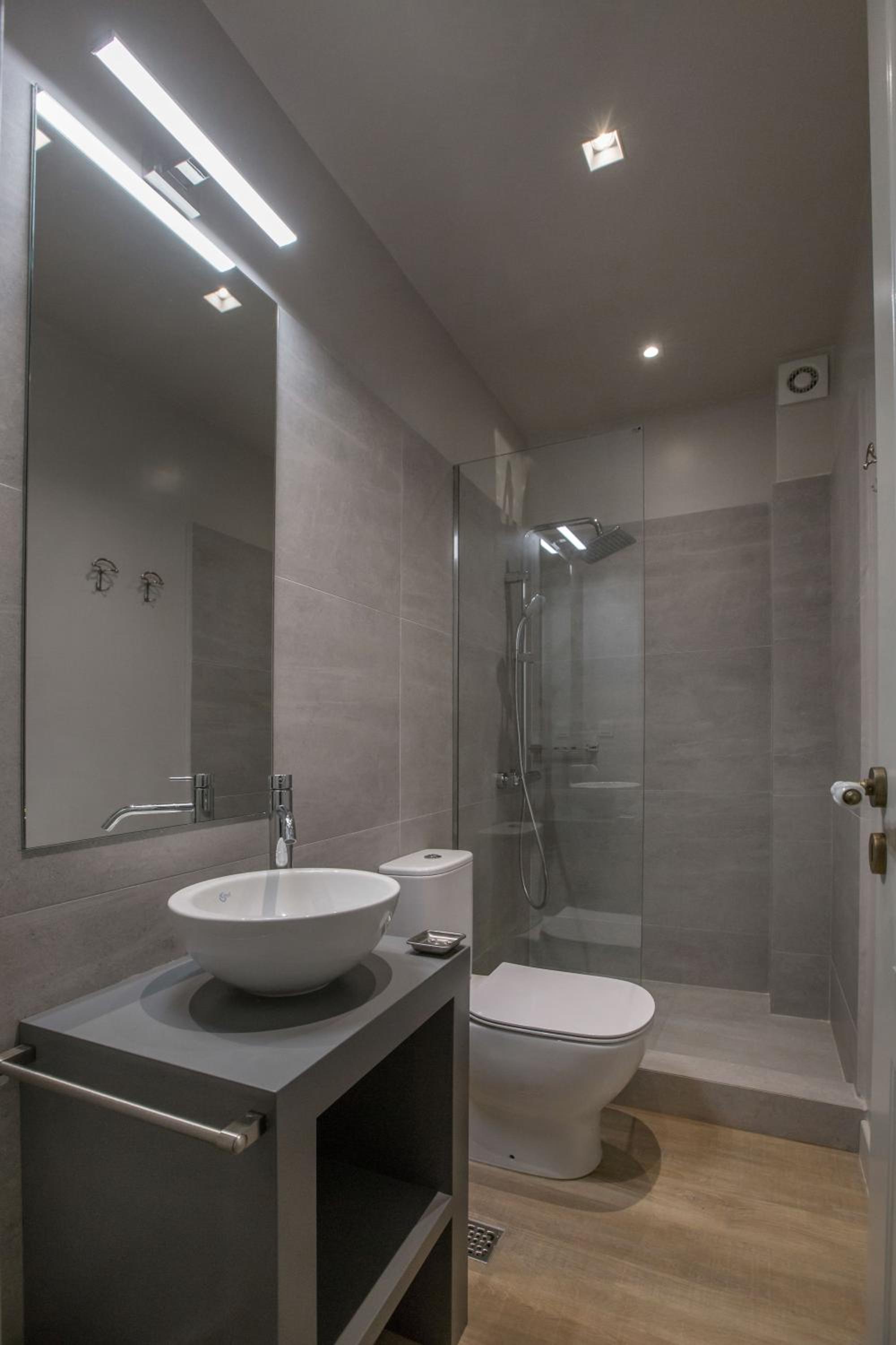 Magnificent neoclassical apt in Syntagma-Plaka