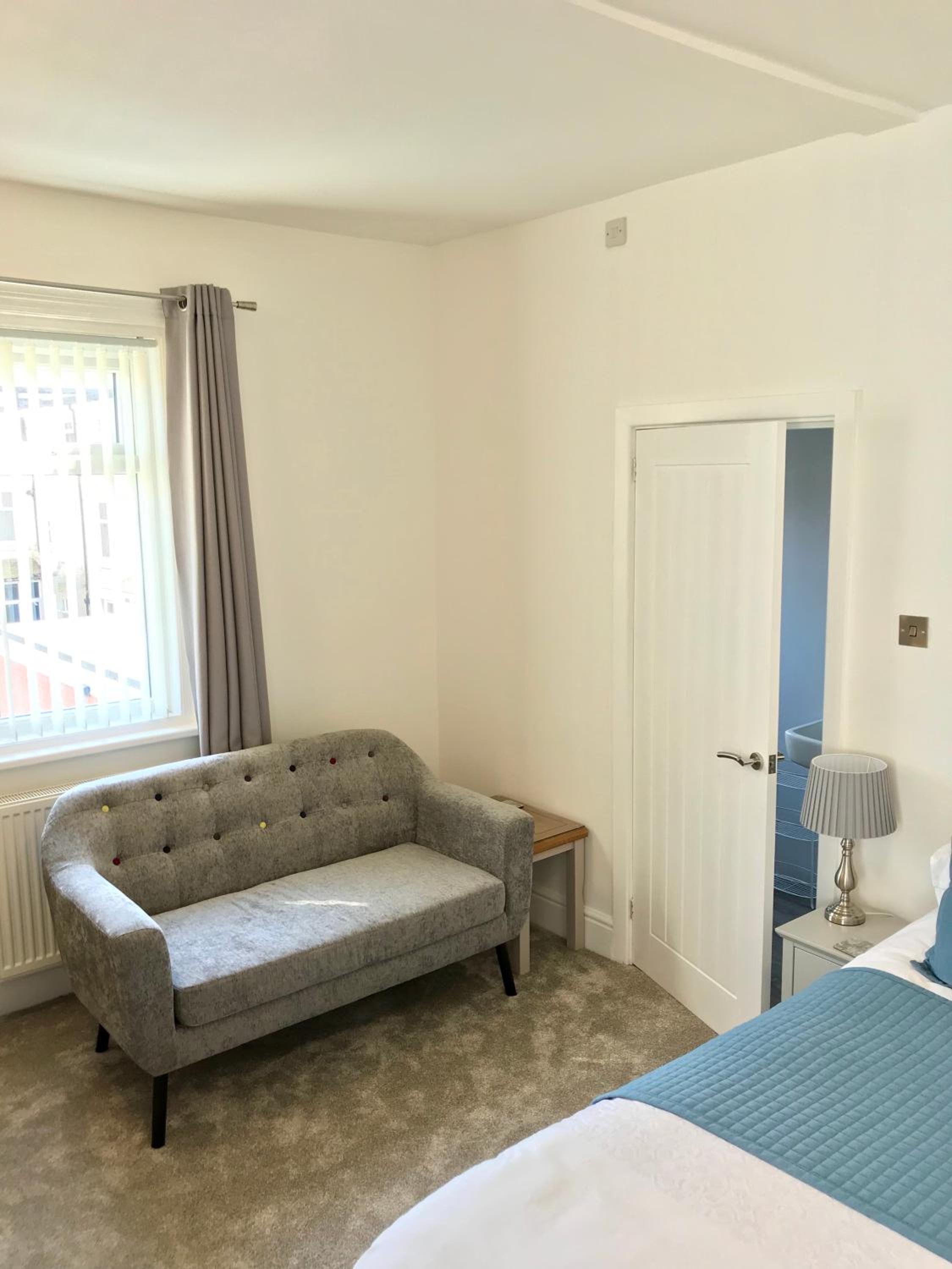 Avenue Guest House