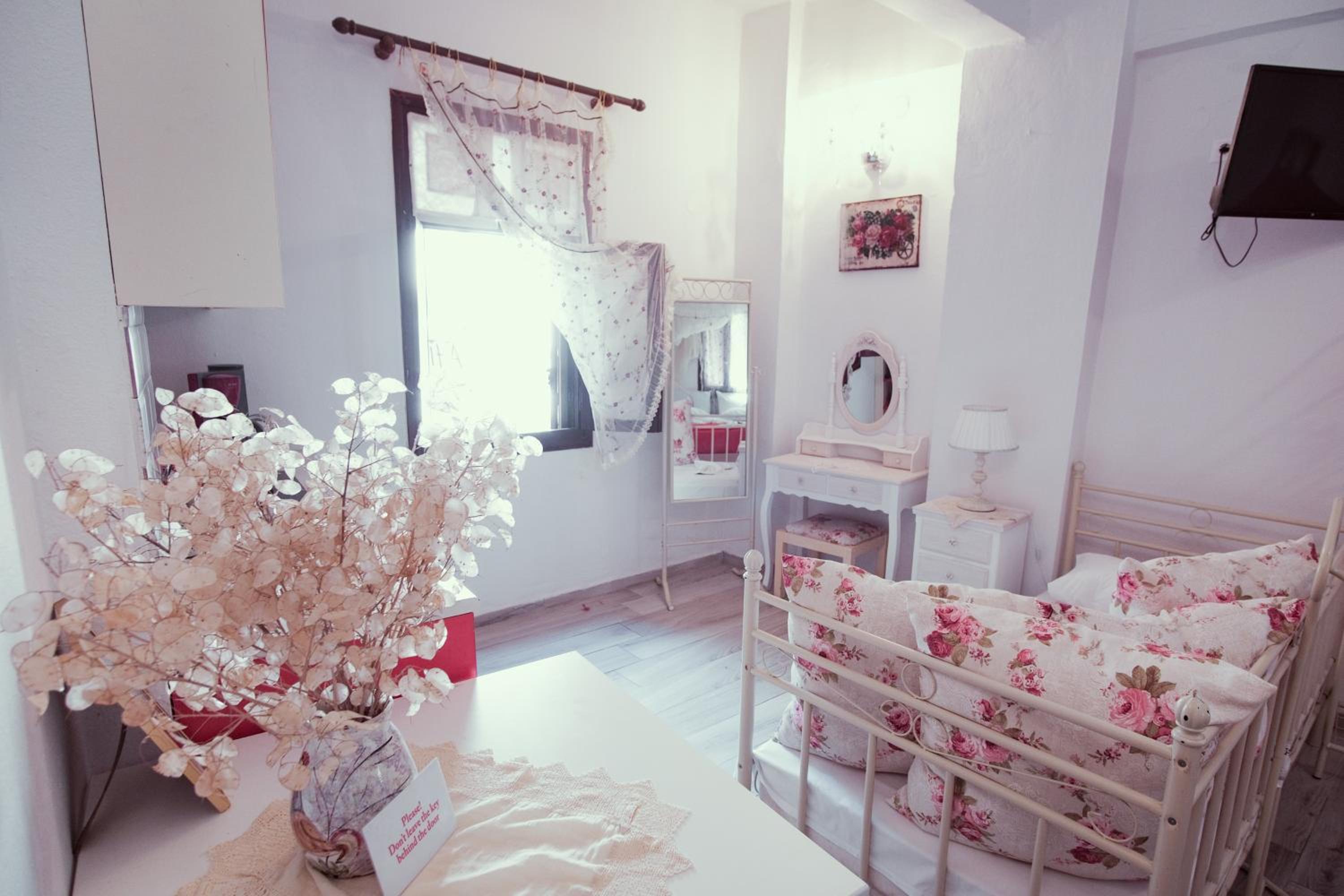 Studio Lefaki