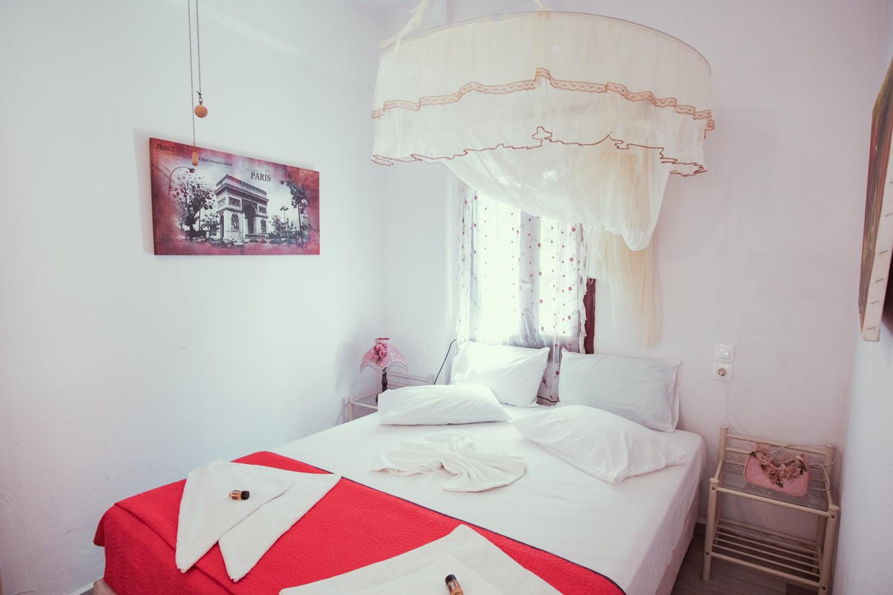 Studio Lefaki