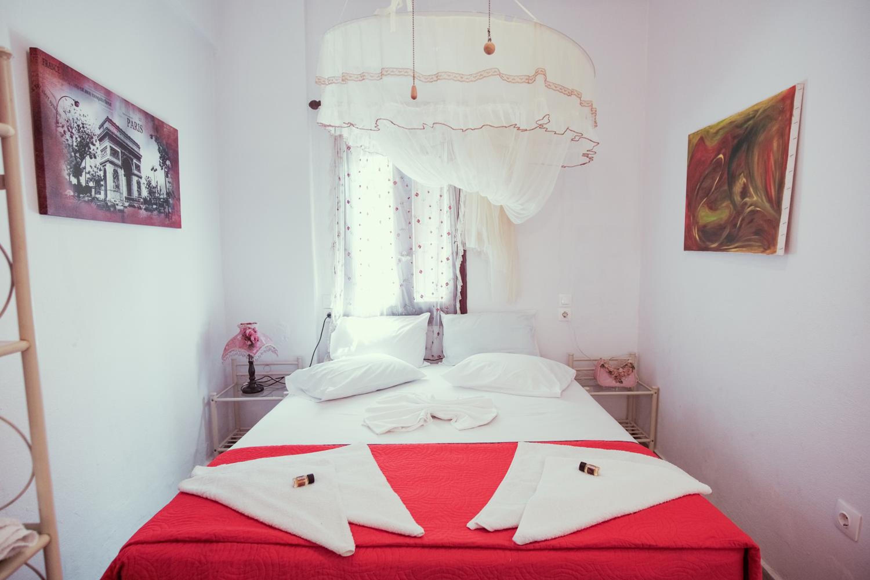 Studio Lefaki