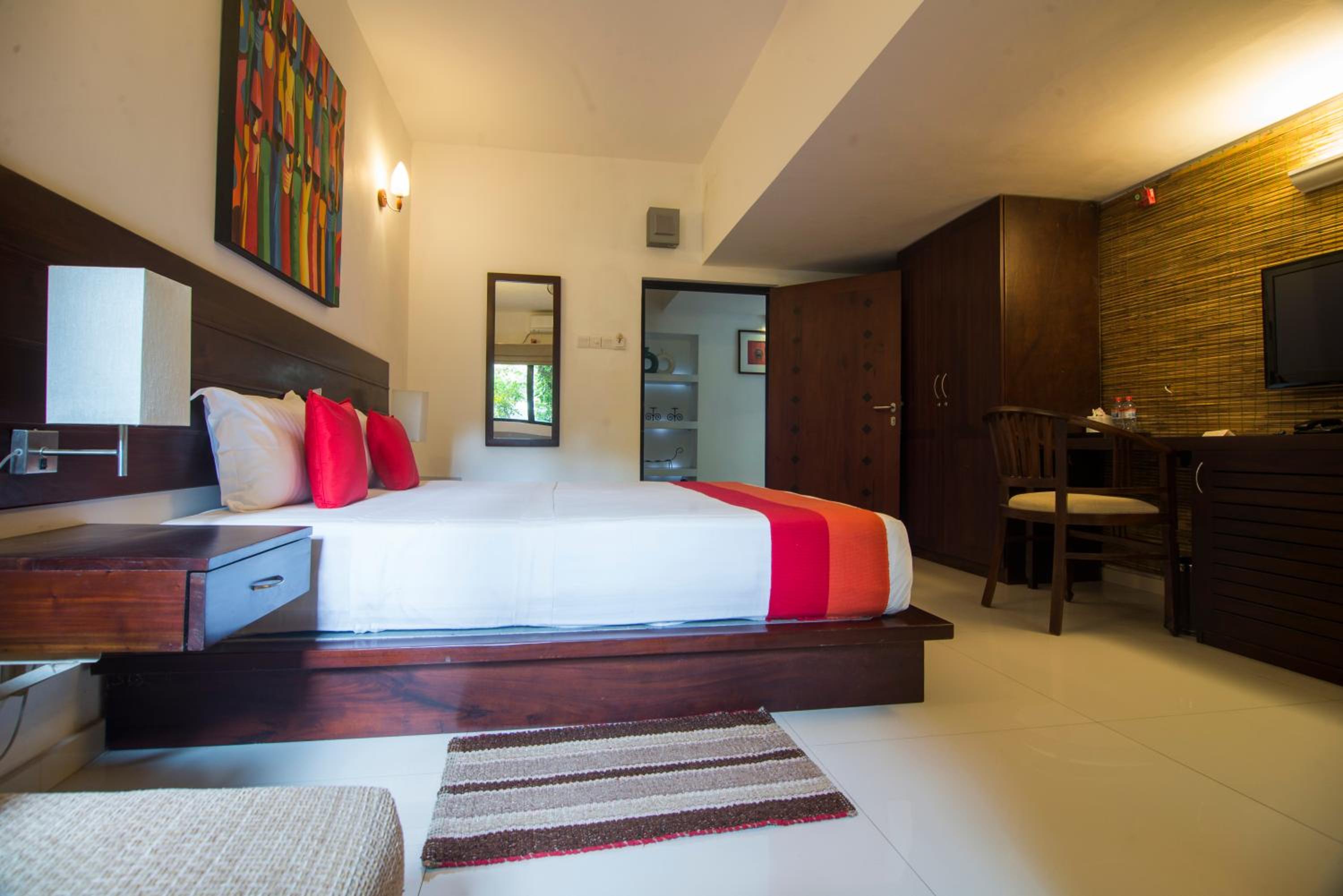 Villa Escondite - The Hotel