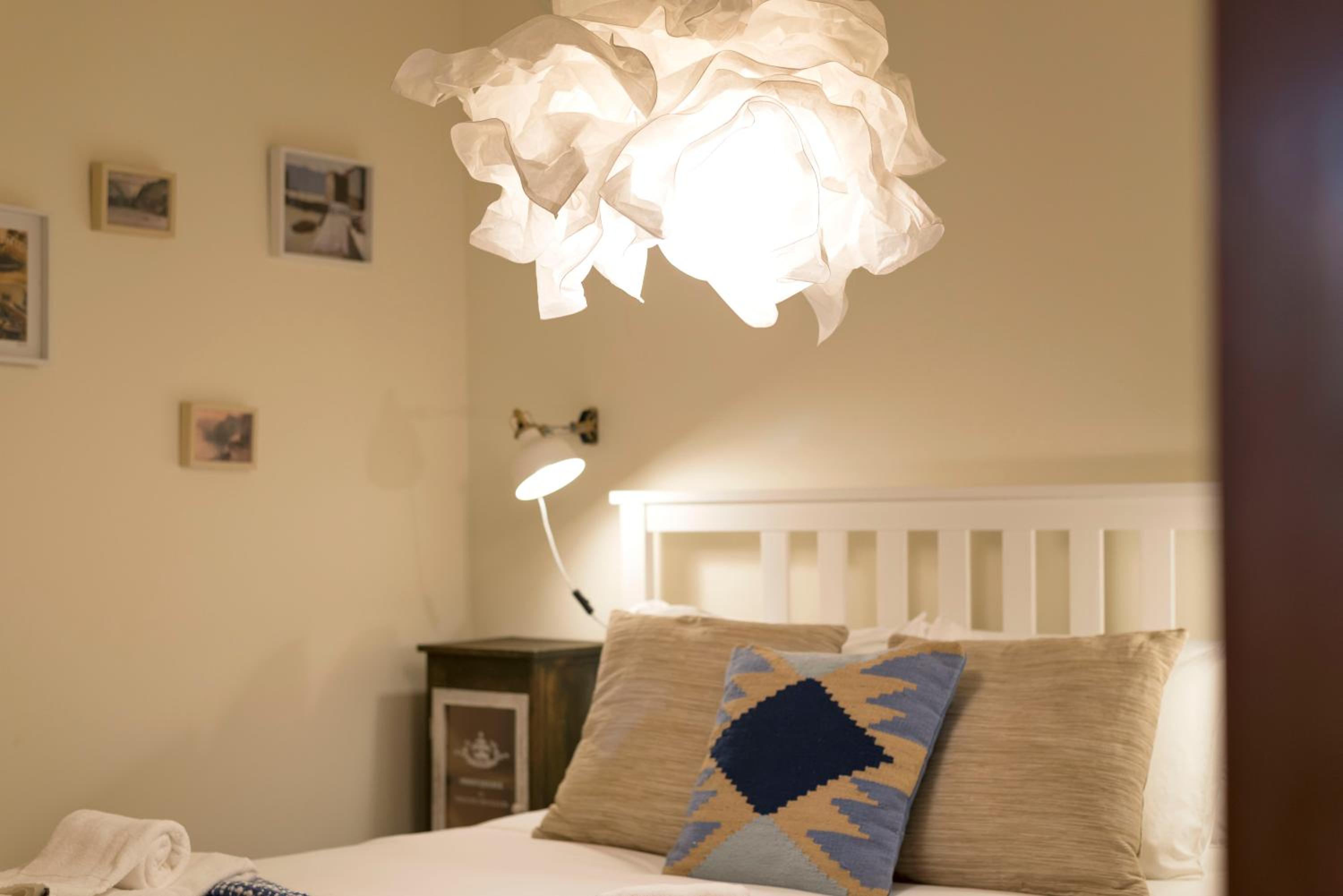 LovelyStay - The Porto Getaway w/ Free Parking view 2