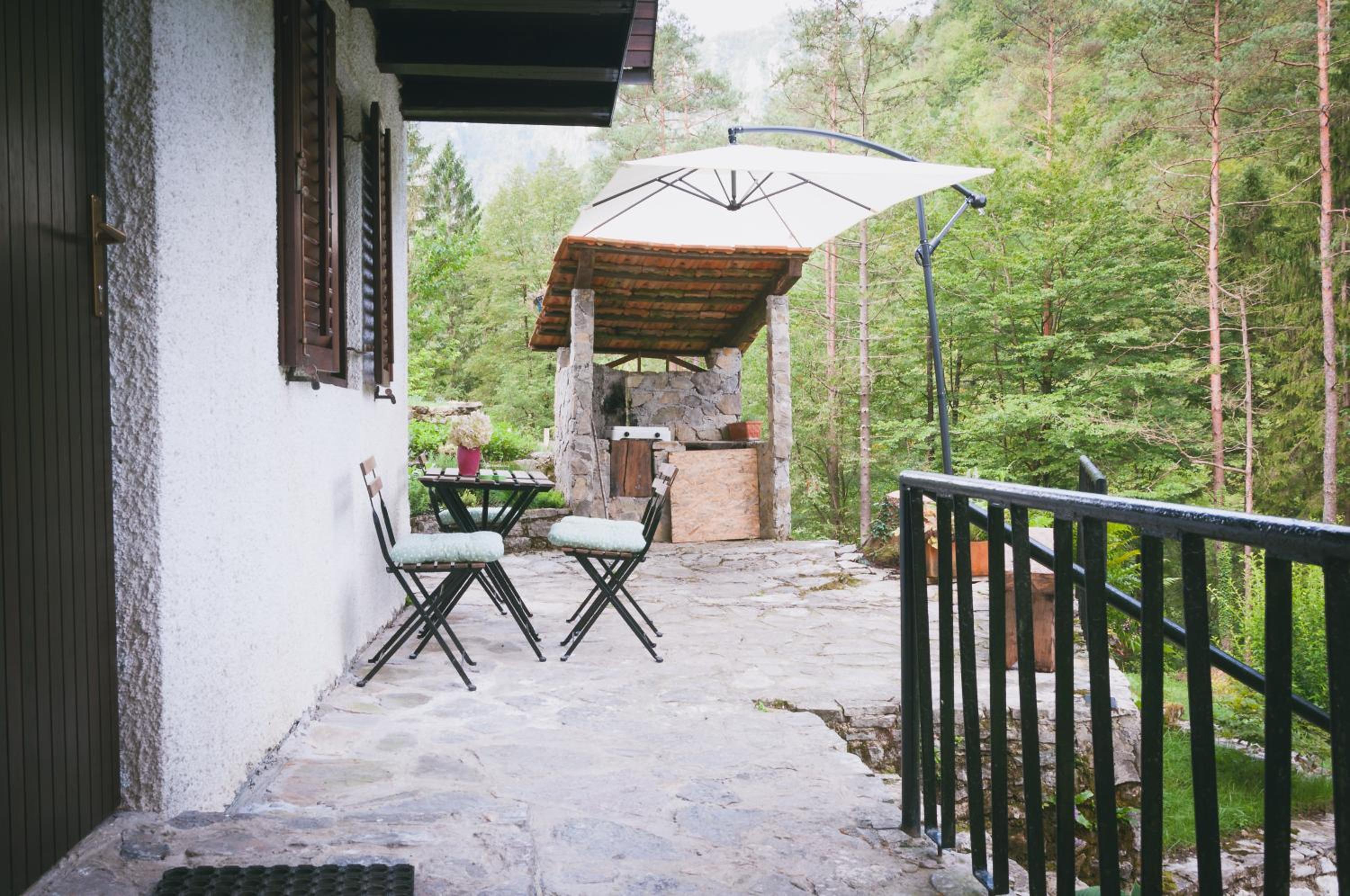 Photo 7
