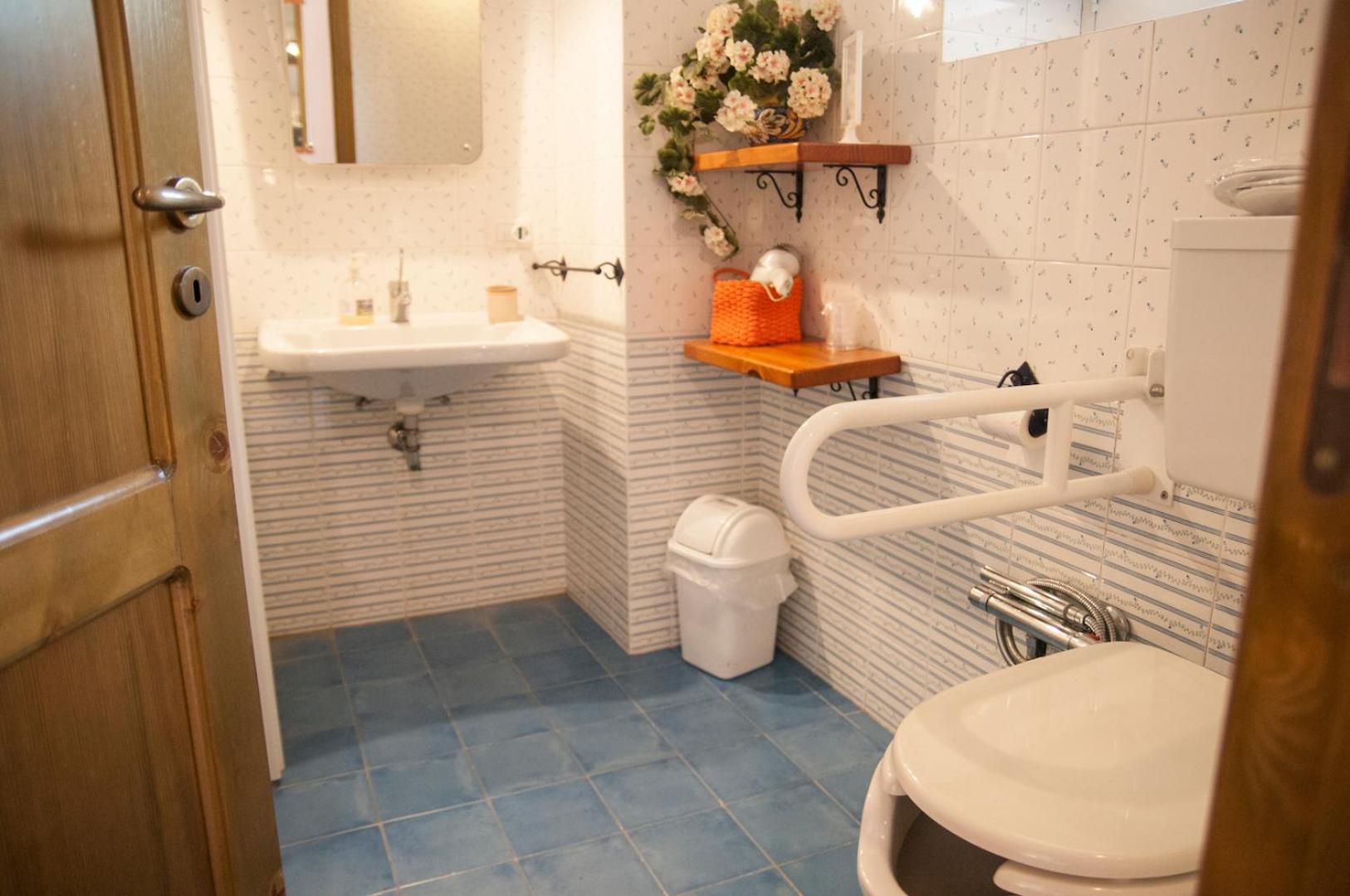Antico Borgo Etneo Country Hotel