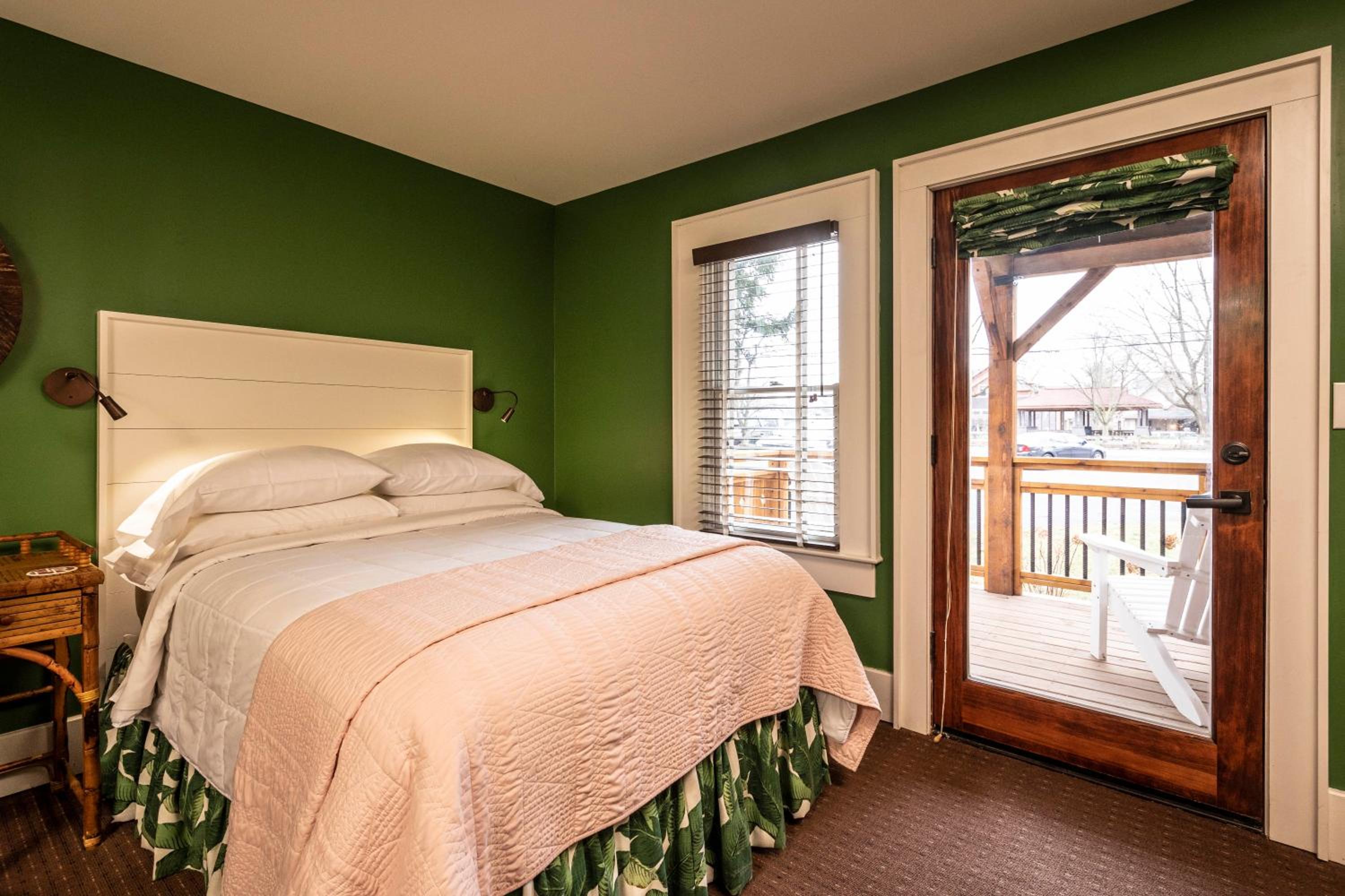 Hotel Broad Ripple