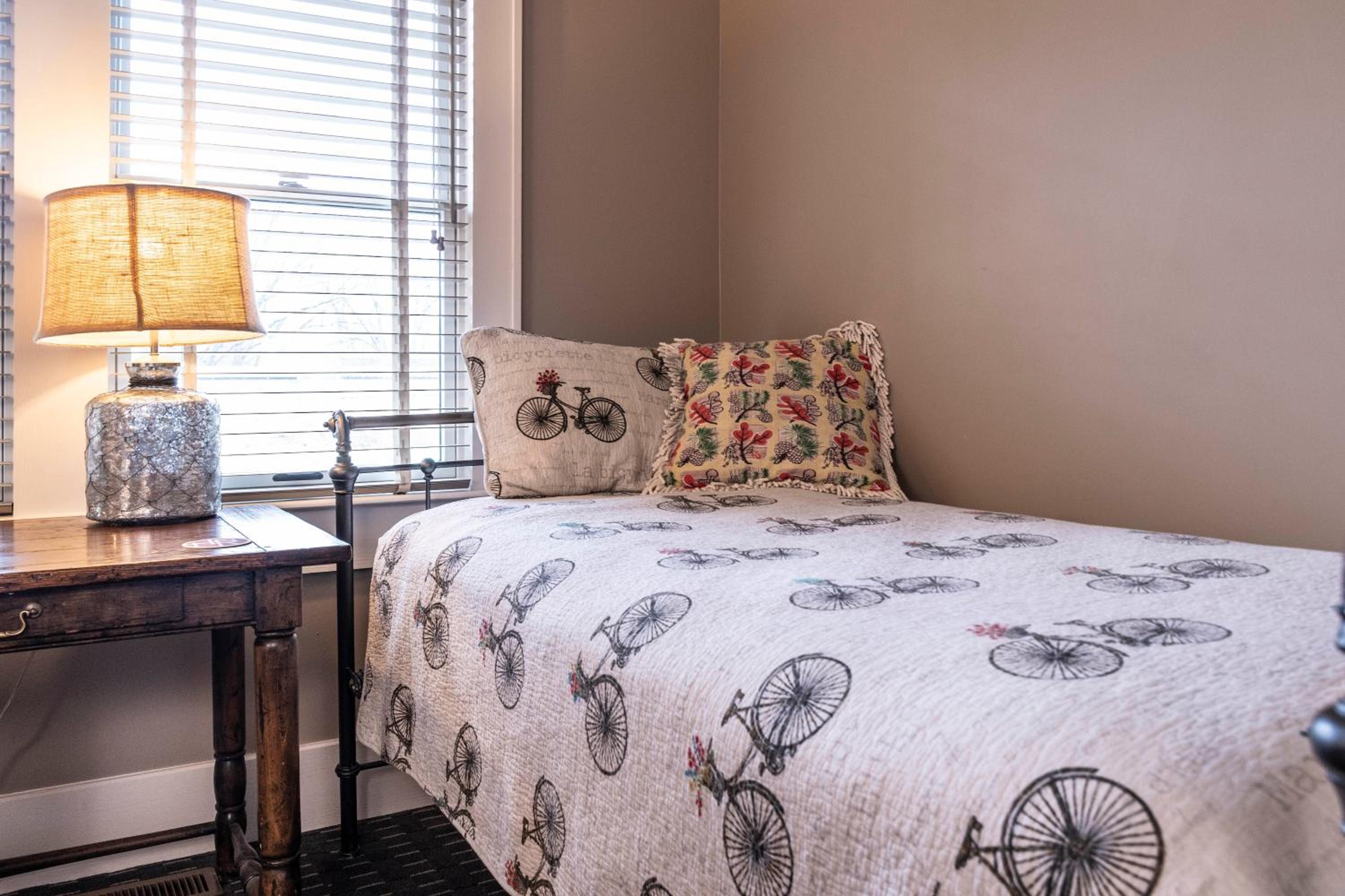 Hotel Broad Ripple