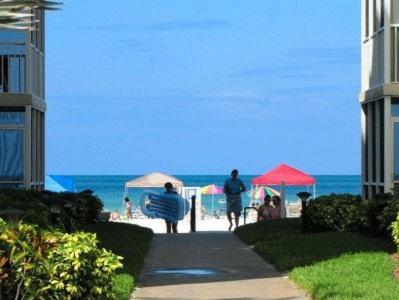Crescent Arms Condominiums view 2