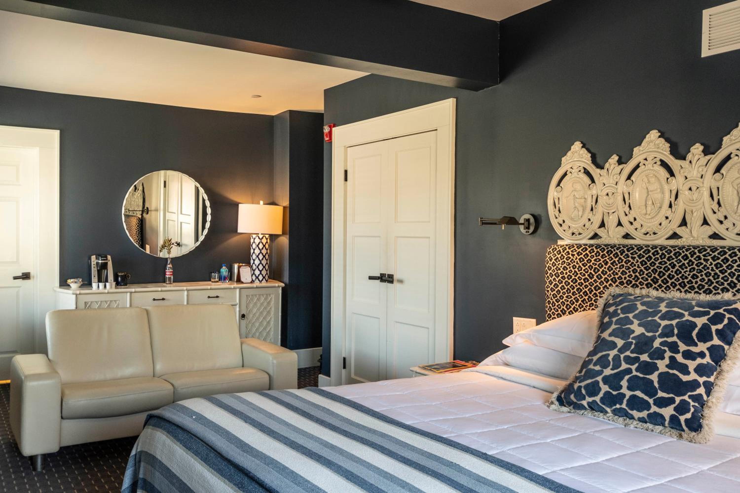 Hotel Broad Ripple