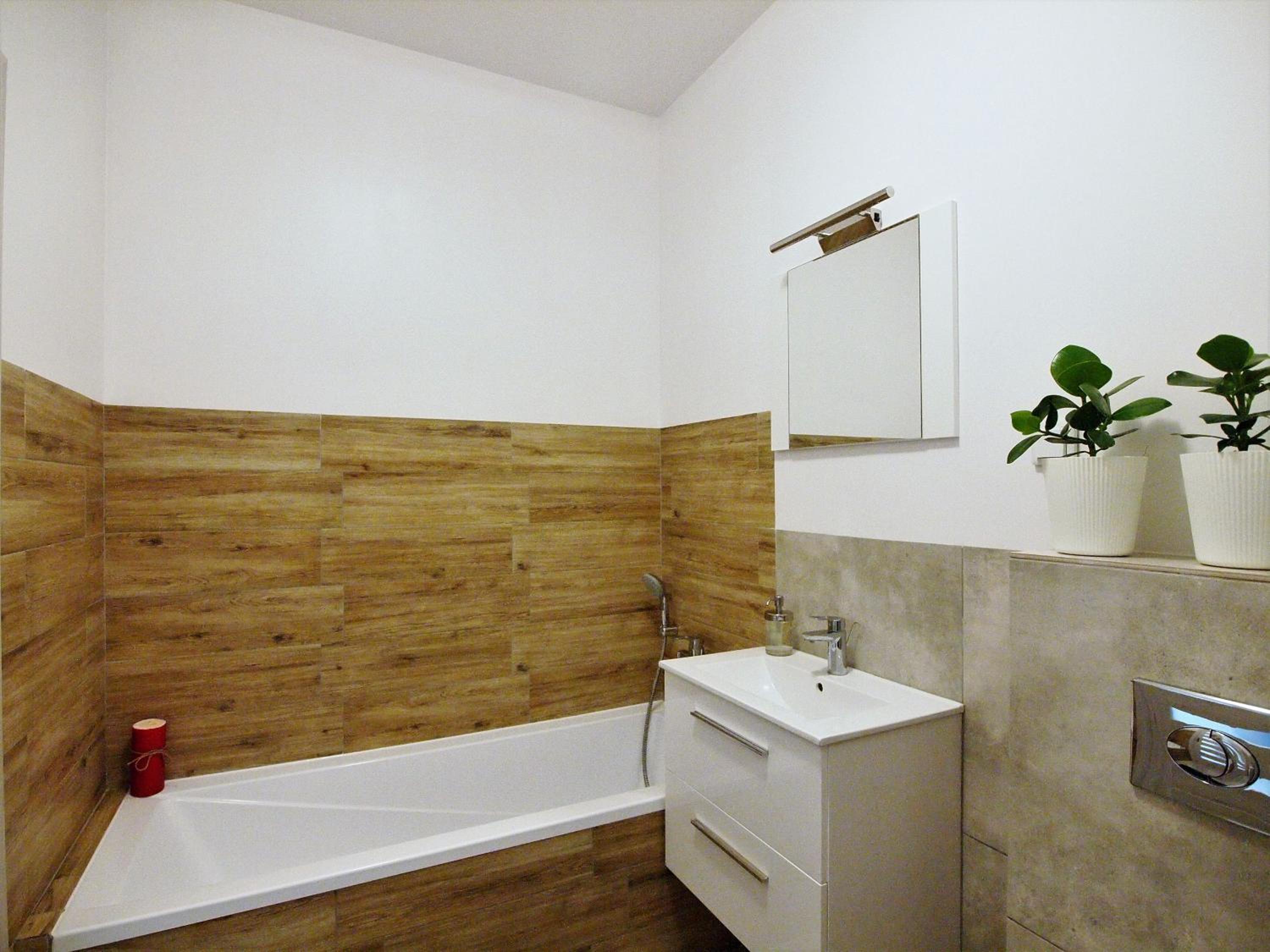 Airport Residence Blue view 4