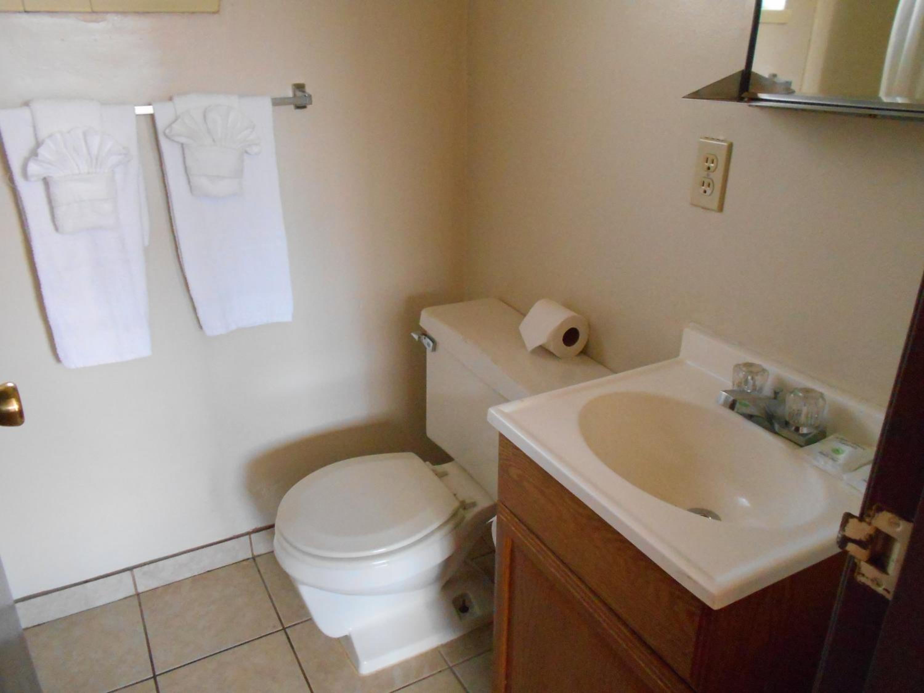 Reno Vacations - Victorian Inn - Property Image 2