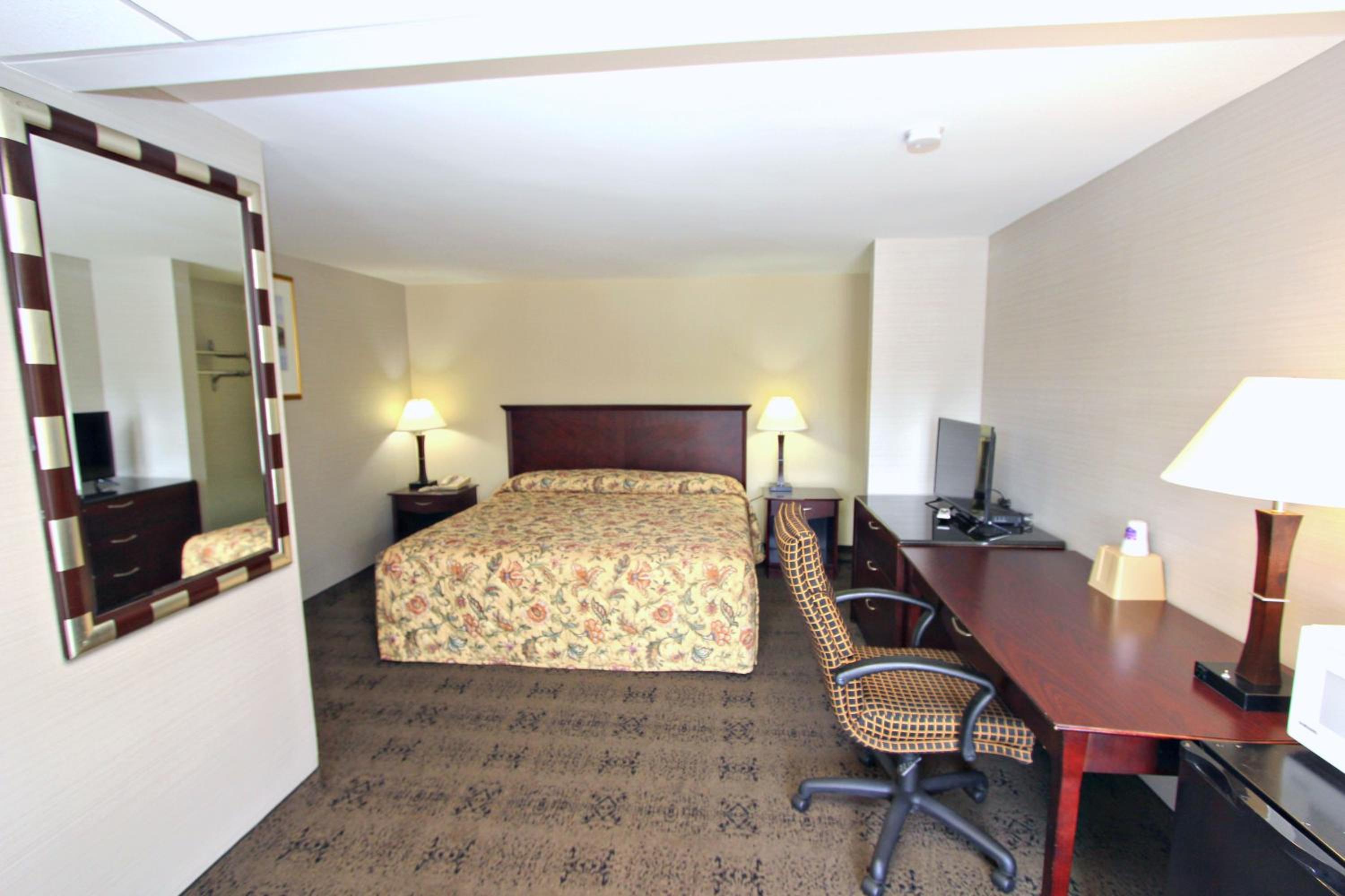 Knights Inn Pine Grove I-81 Exit 100 view 5