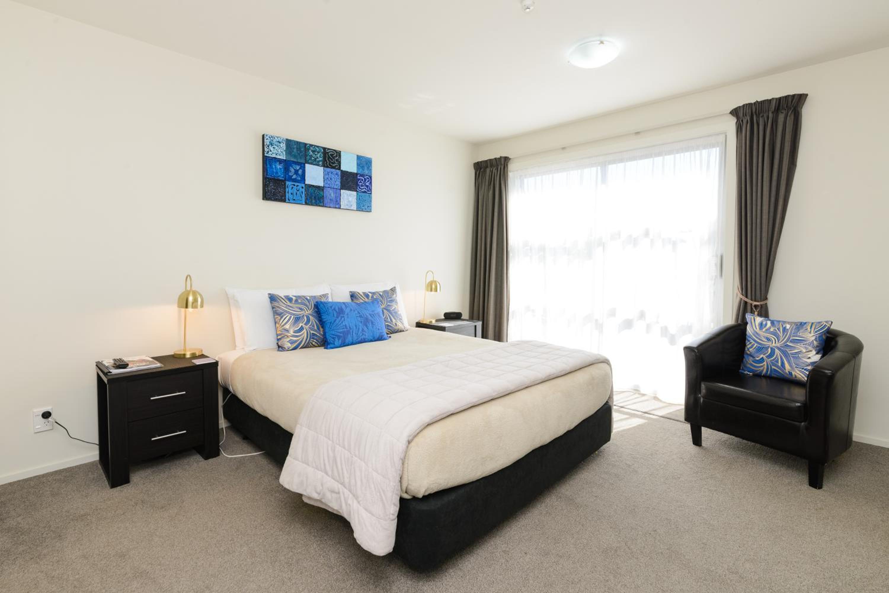 Ellena Court Motel