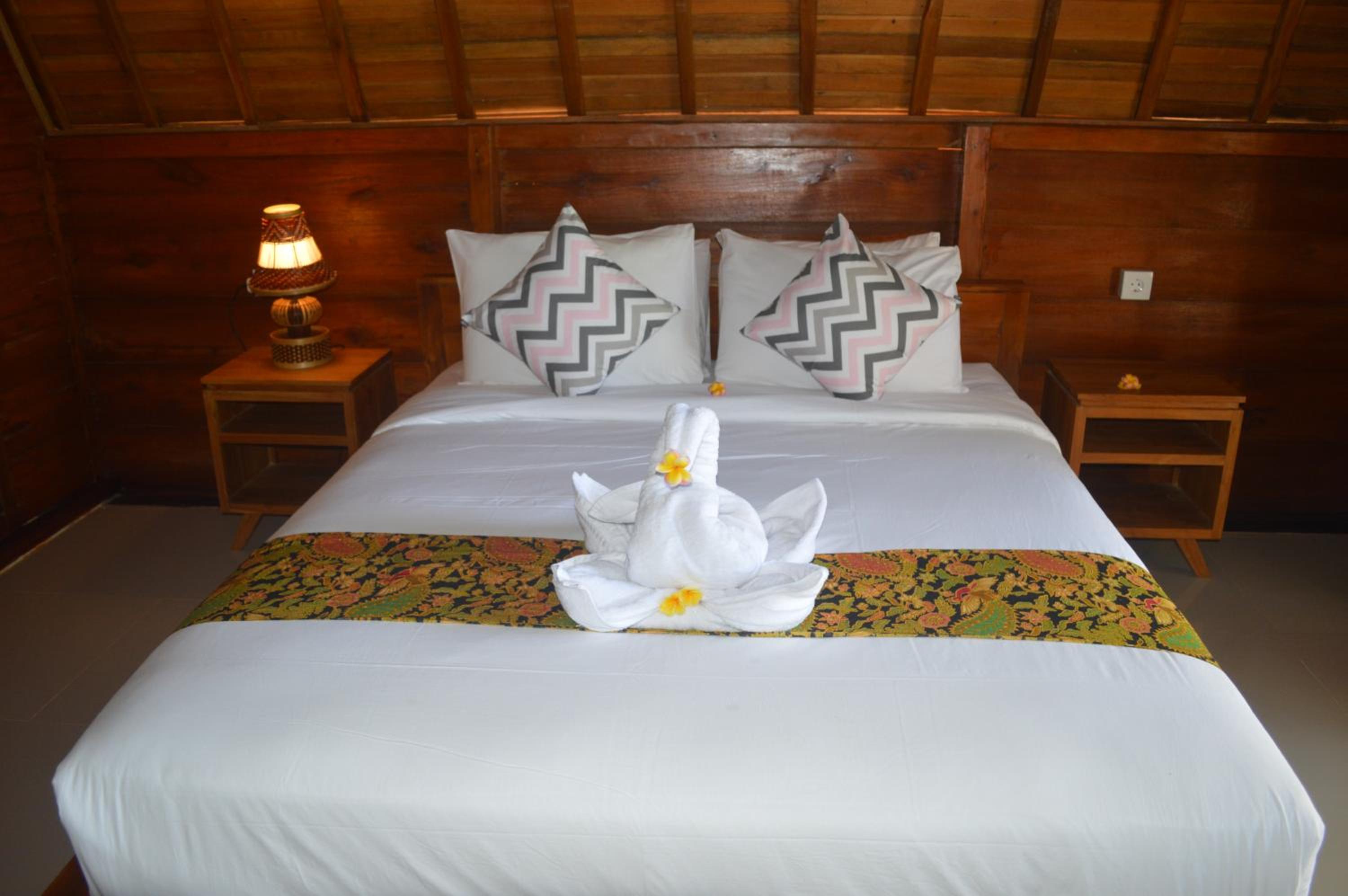 Nyuh Gading Bungalow Nusa Penida view 2