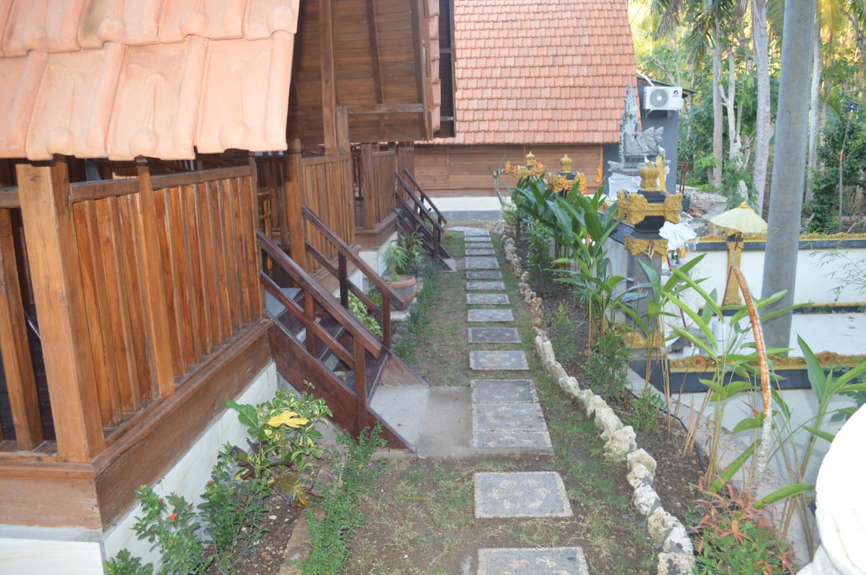Photo 11