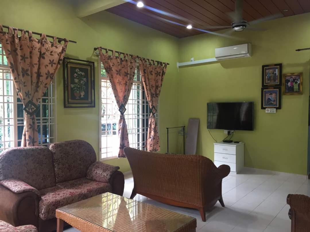 Homestay Cikgu Sungai Batu Besi photo 5