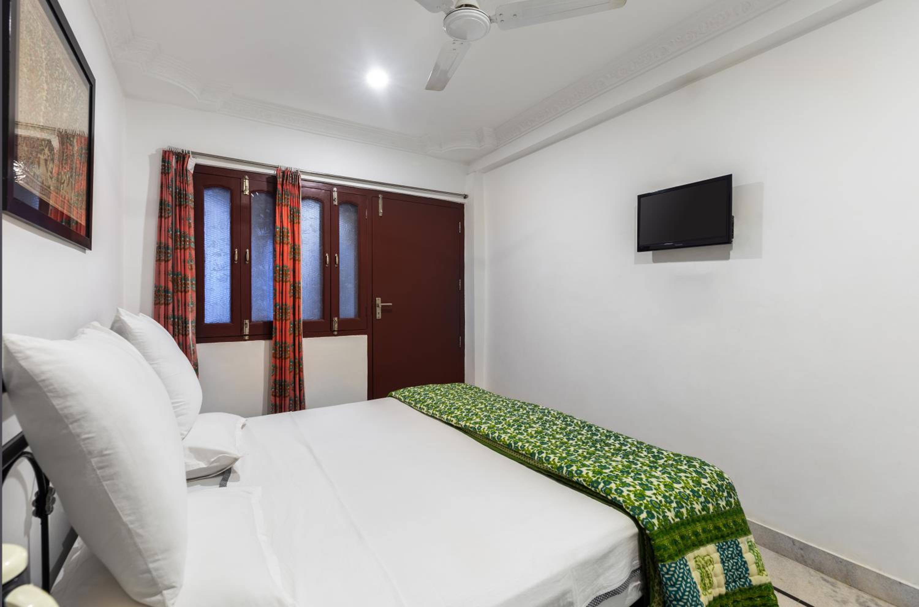 Hotel Mewari Villa PURE VEG