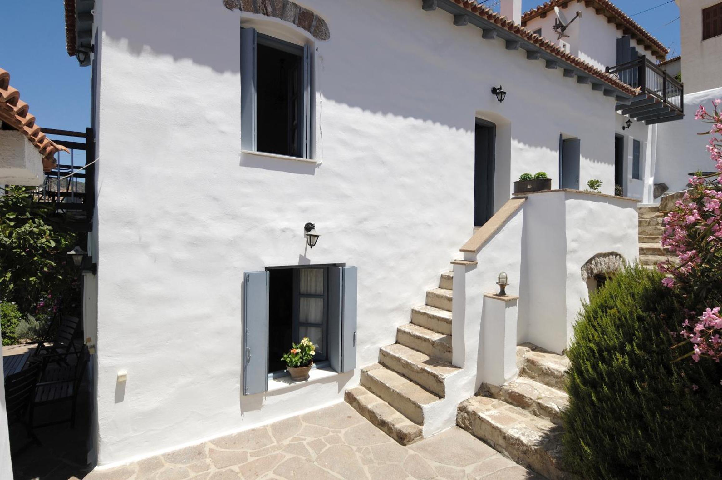 Hotel Anemone Residence - Image 1