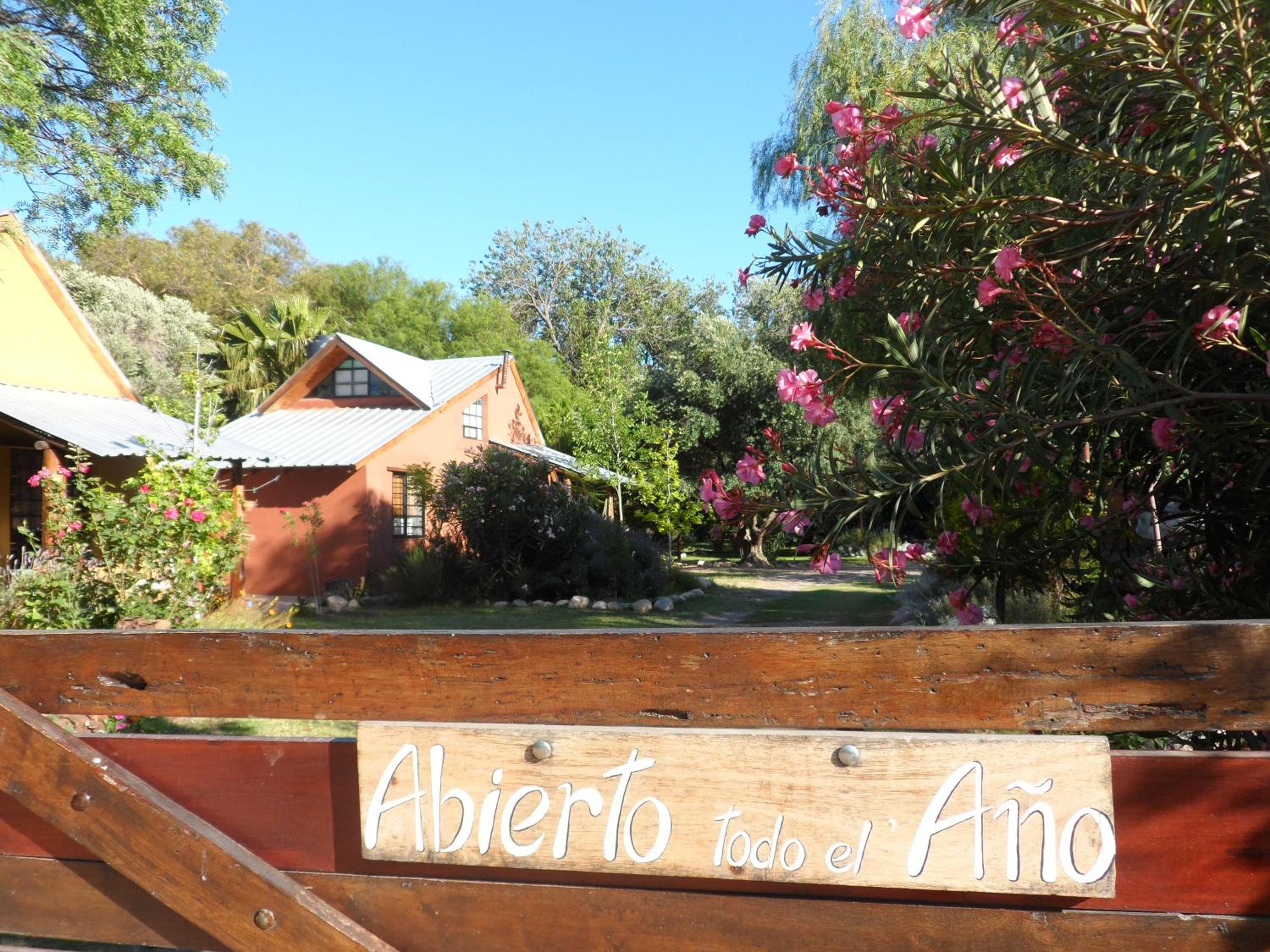 CABAÑAS DE LA QUEBRADA