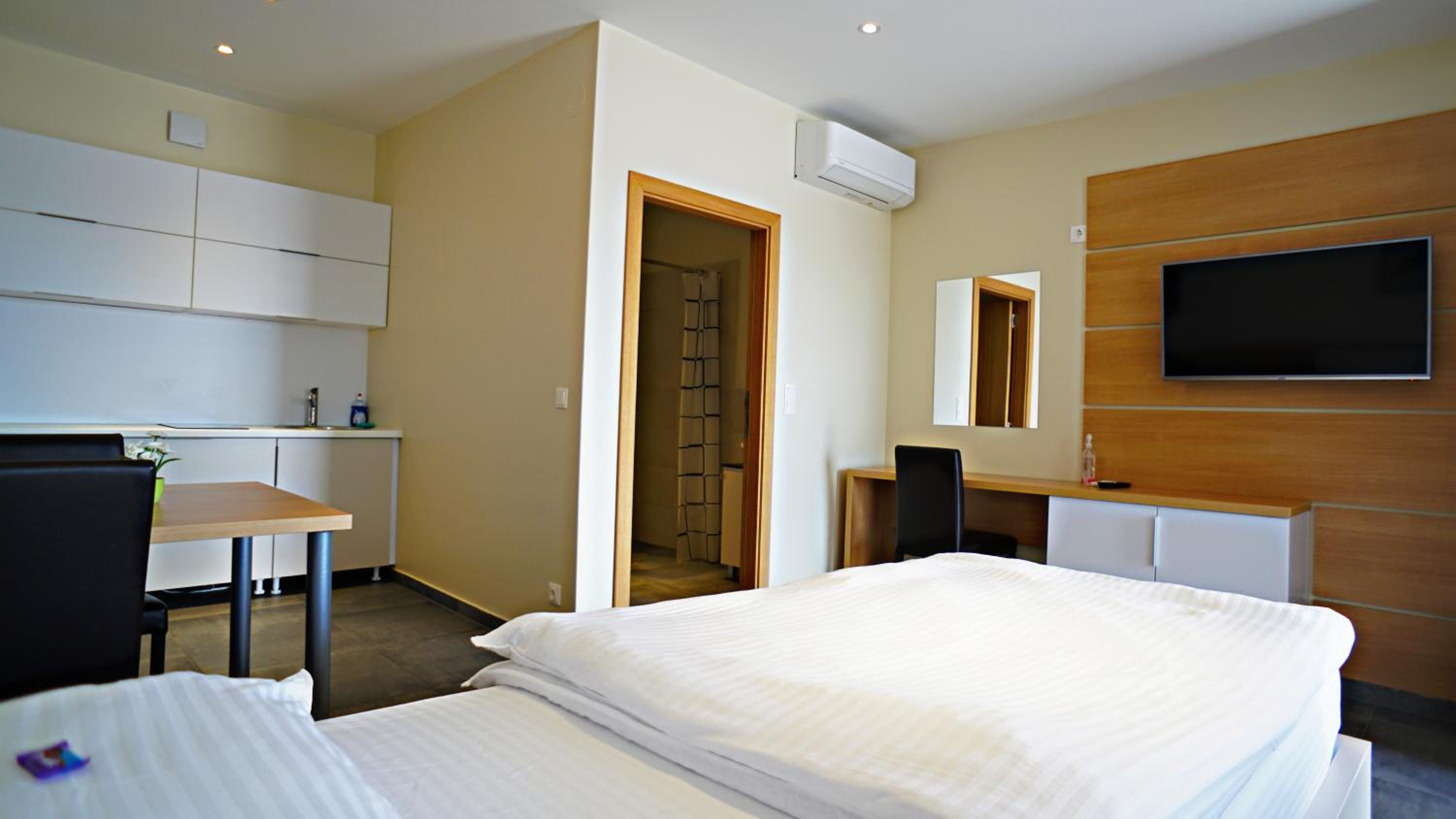 Nava Motel SELF CHECK-IN