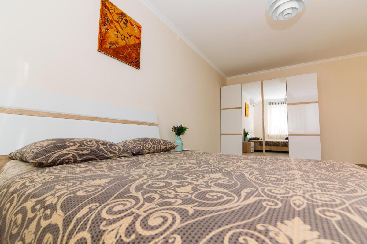 Luxury Studio Apart-Hotel in Centre 2 Room view 2