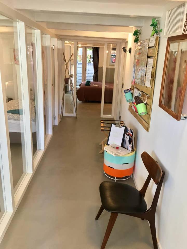 Quiet apartment for 4 at park in center