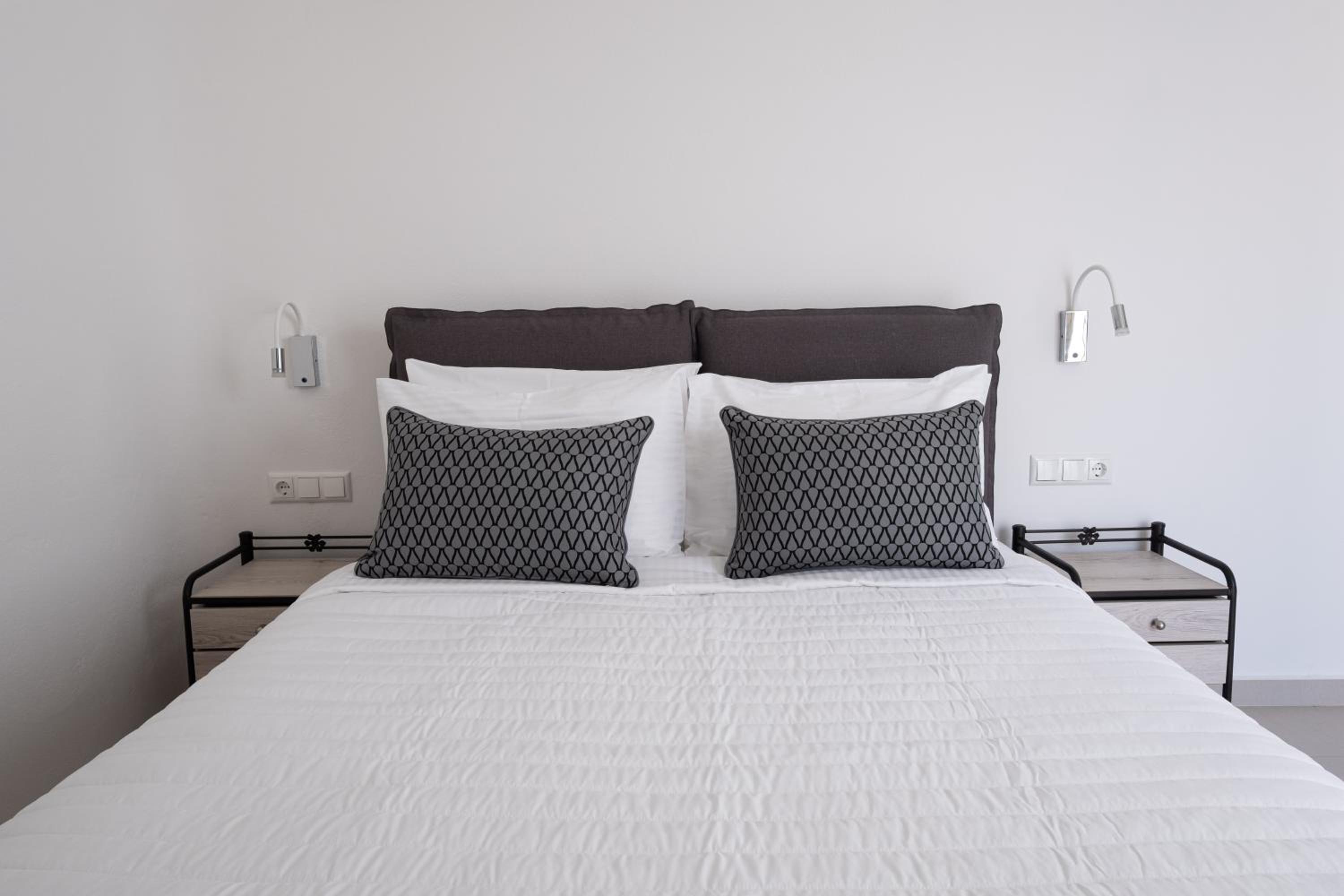 Santoterra Antigua Suites