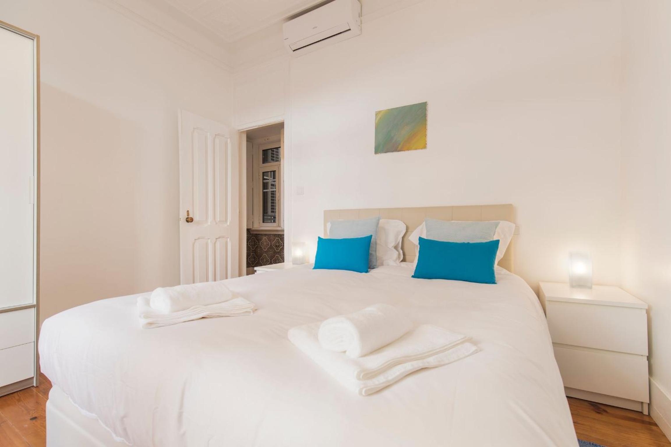 LovelyStay - Peaceful Living - Heart of the City view 2