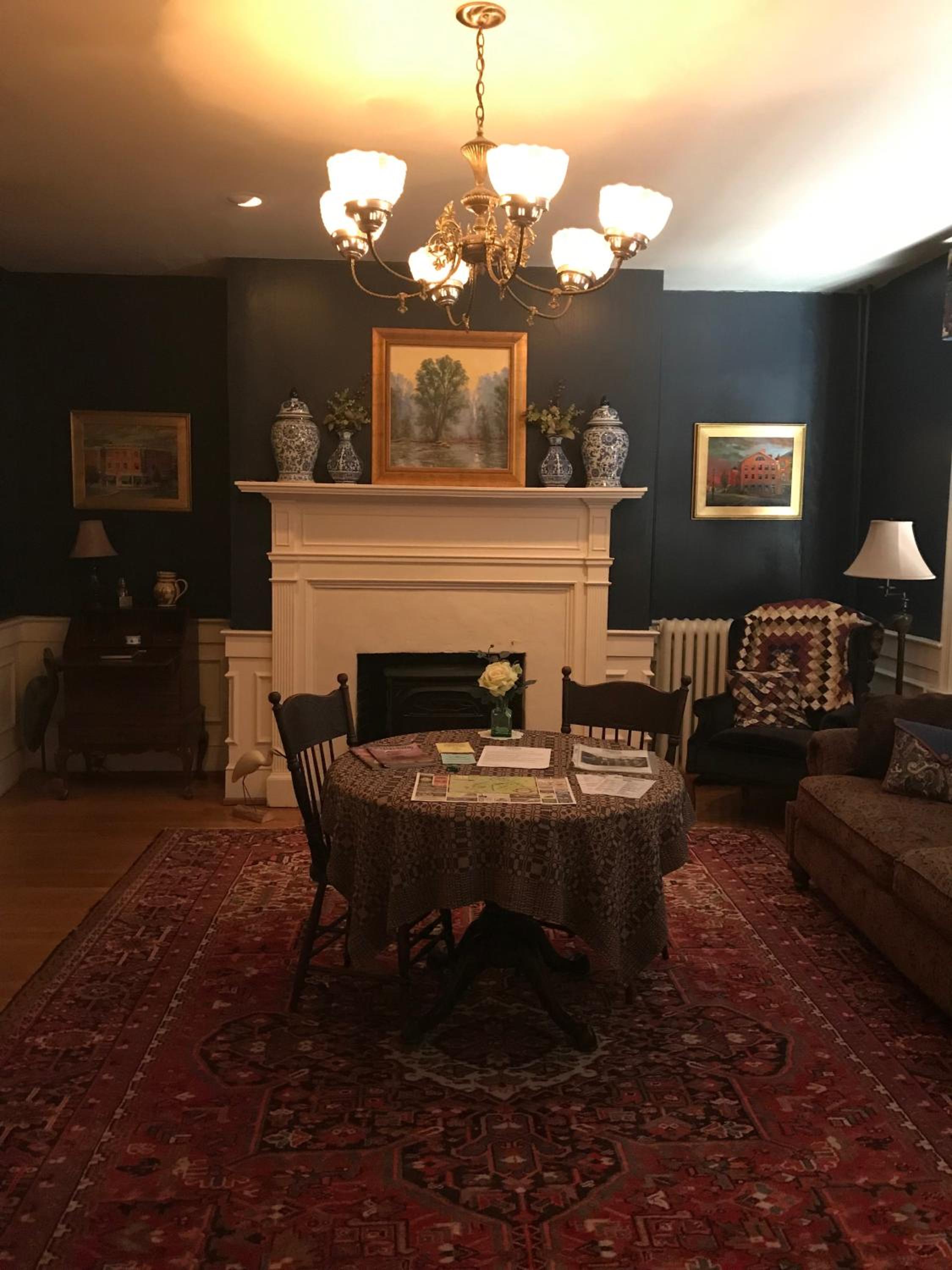 The Inn at Lincoln Square