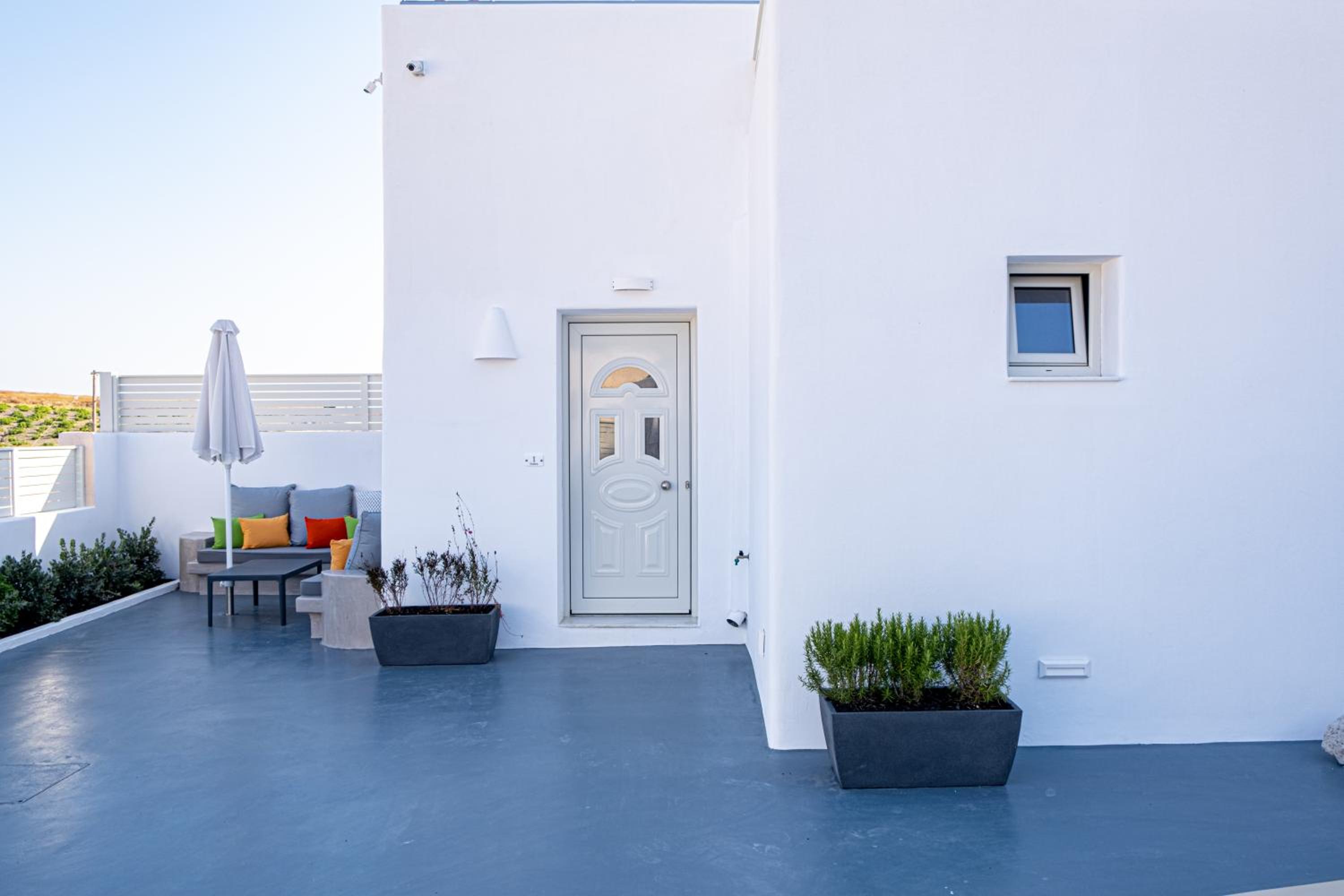 Santoterra Antigua Suites