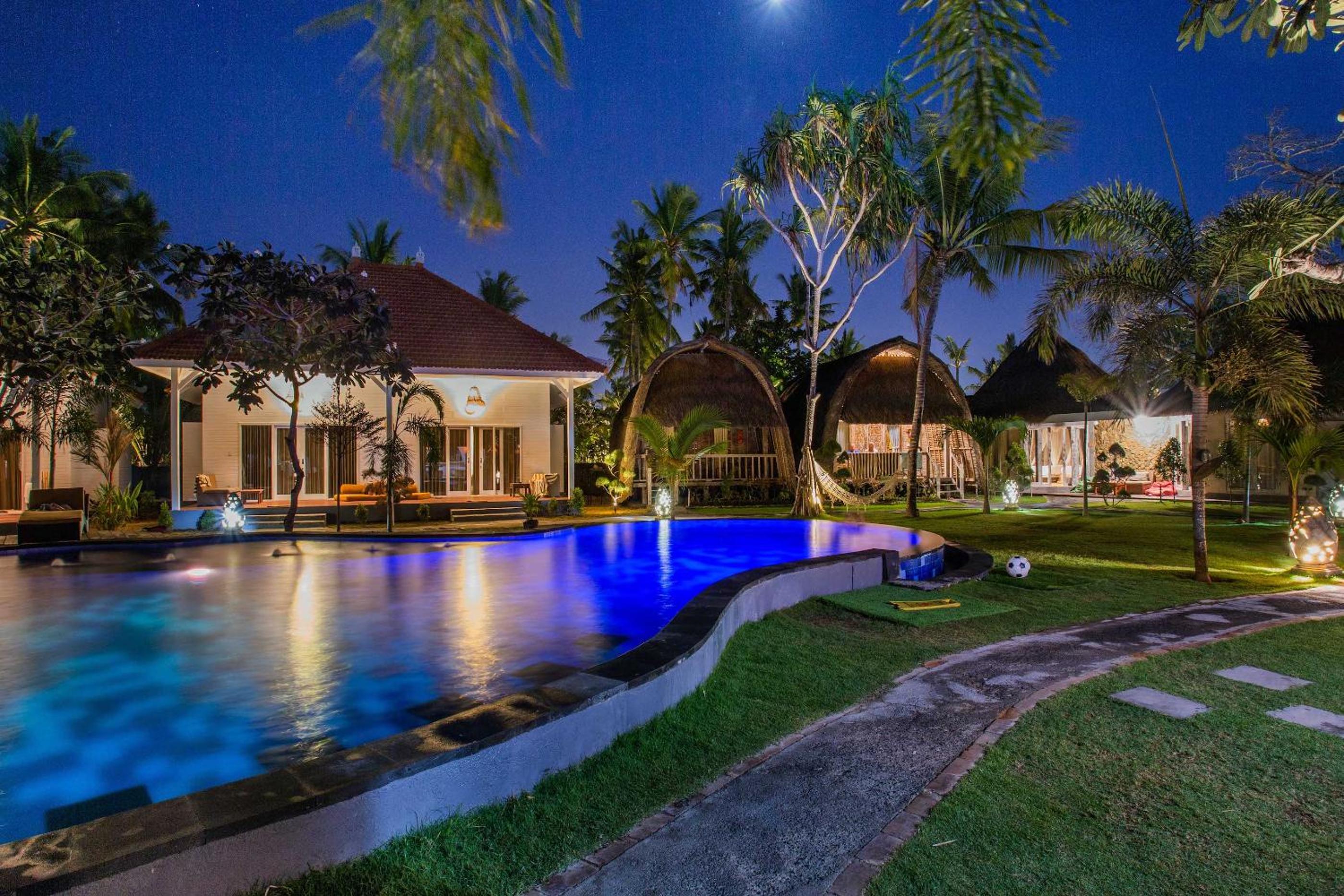 Sanghyang Bay Villas