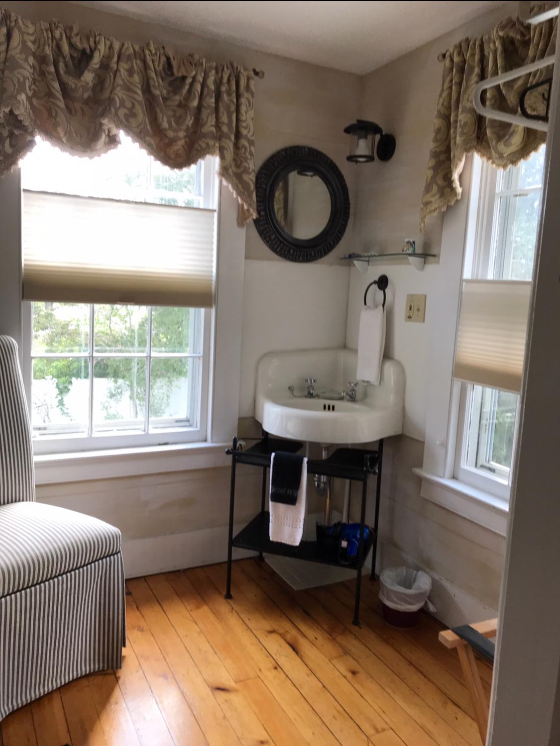 New York City Vacations - Scranton Seahorse Inn - Property Image 40