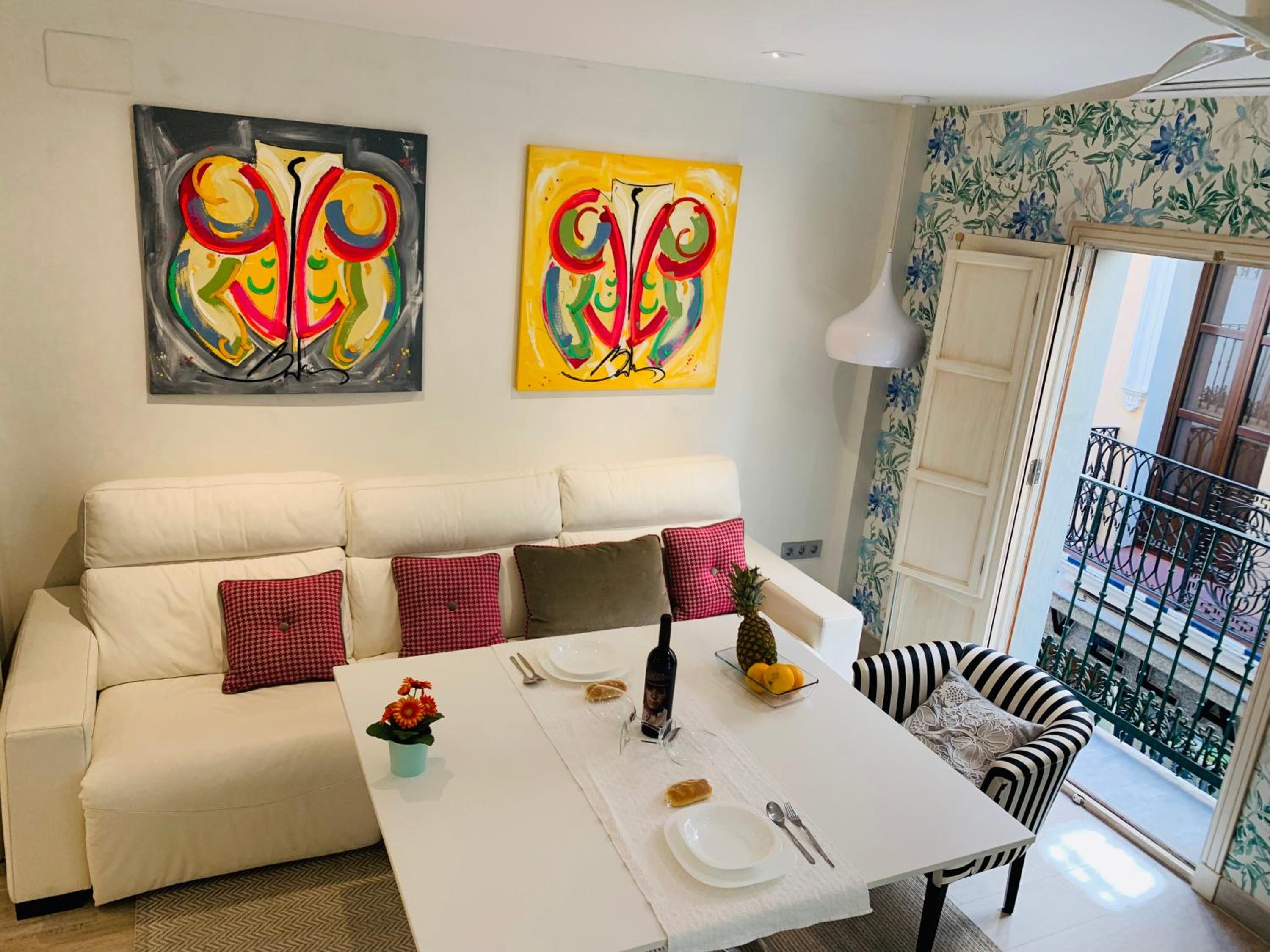 Cathedral Studio, Luxury studio in Cathedral area, Parking Optional view 5
