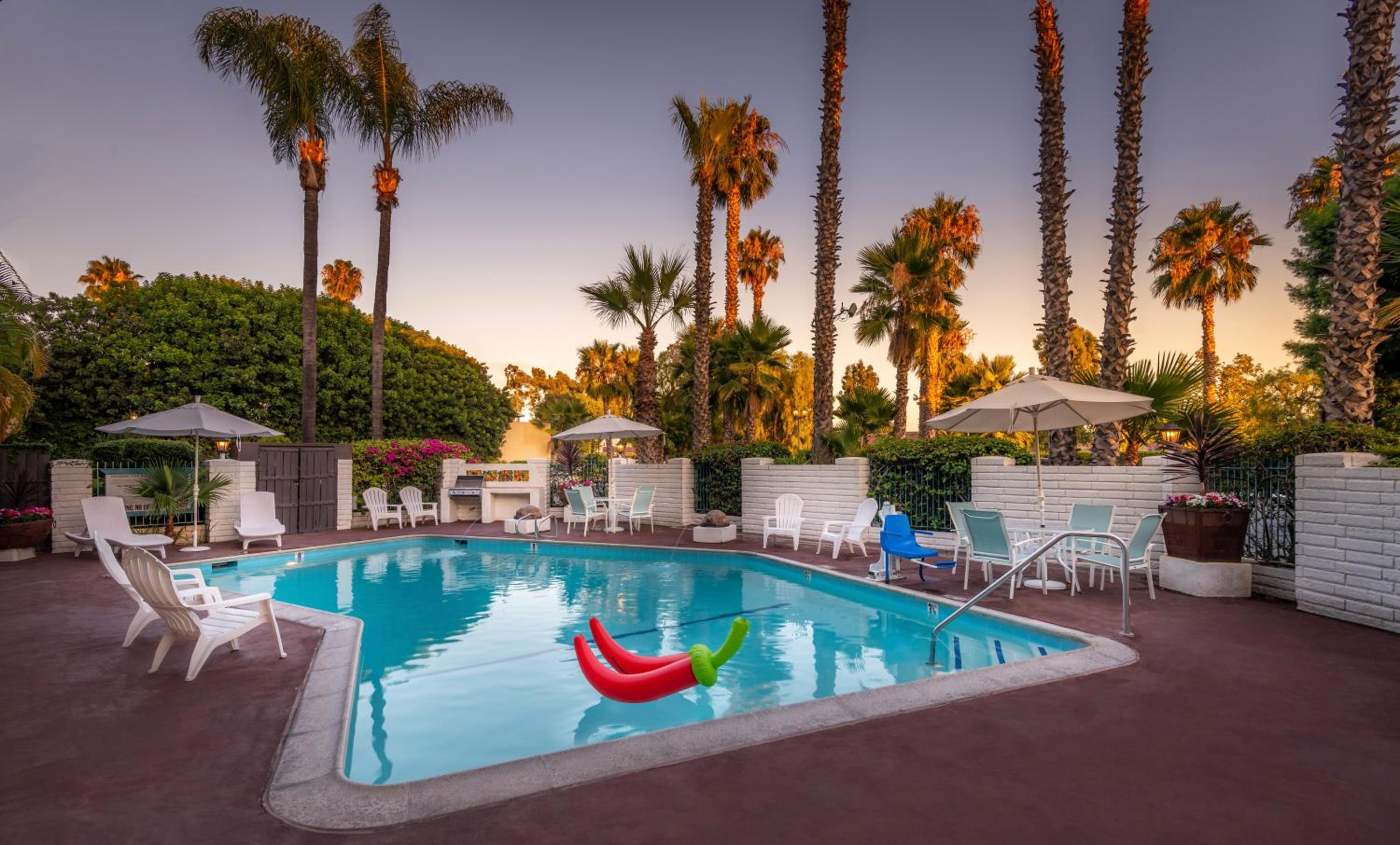 Orange County/Anaheim Vacations - Hotel Pepper Tree Boutique Kitchen Studios - Anaheim - Property Image 1