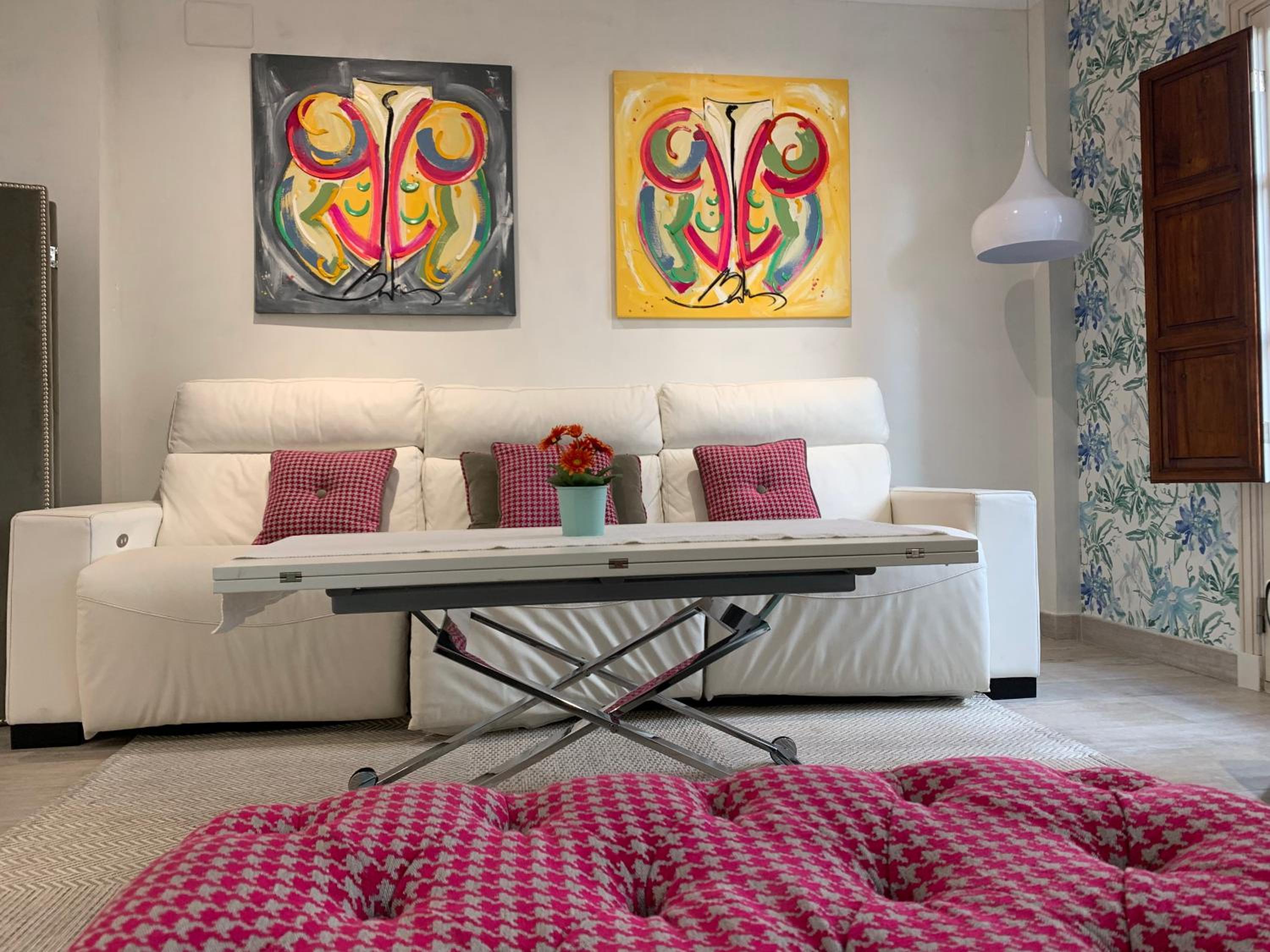 Cathedral Studio, Luxury studio in Cathedral area, Parking Optional view 4
