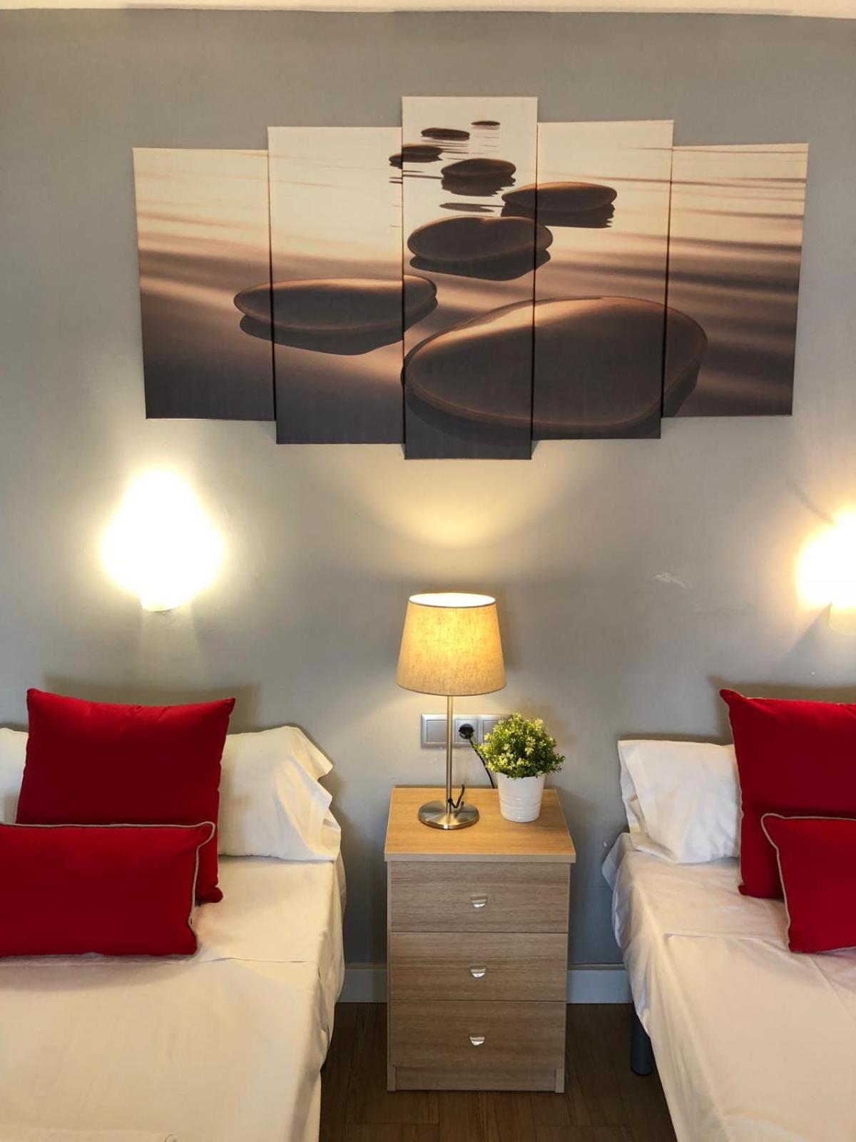 BERMUDAS-TURIS Apartamentos
