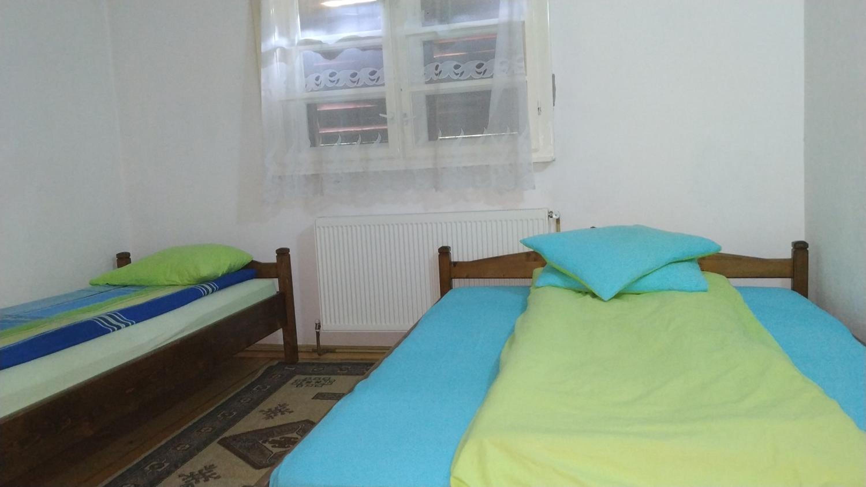 Photo 33