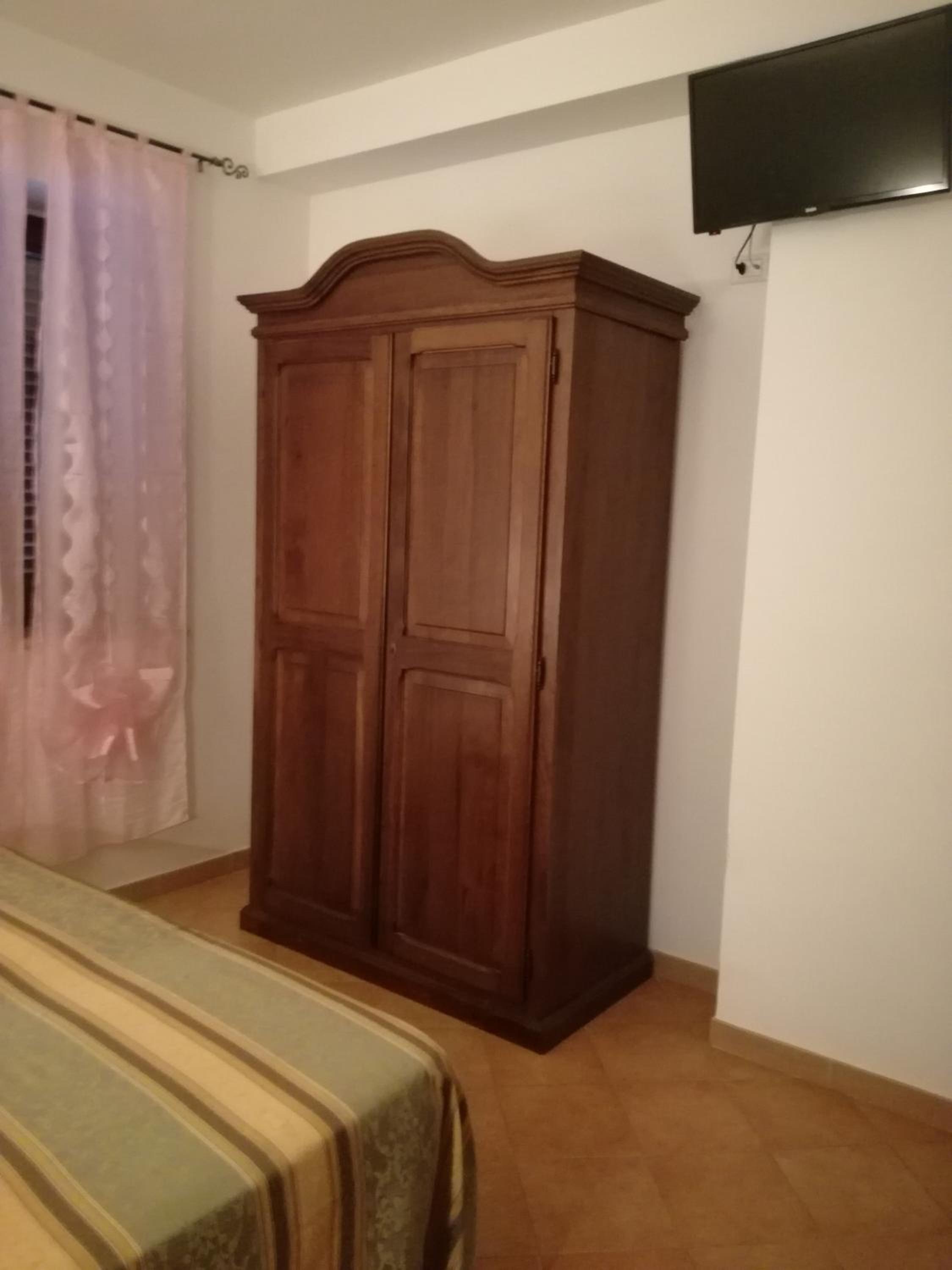 Photo 32