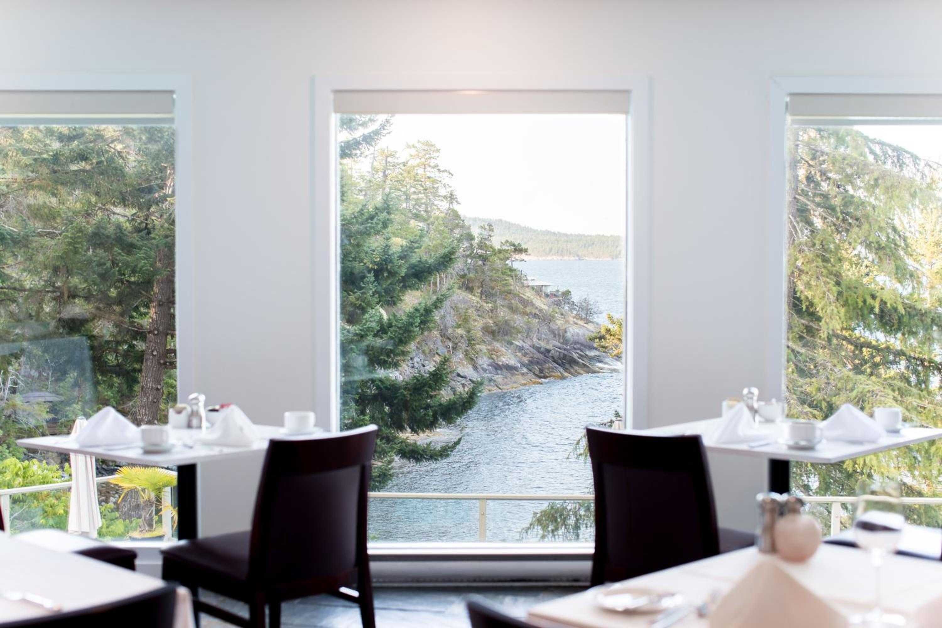 Rockwater Secret Cove Resort
