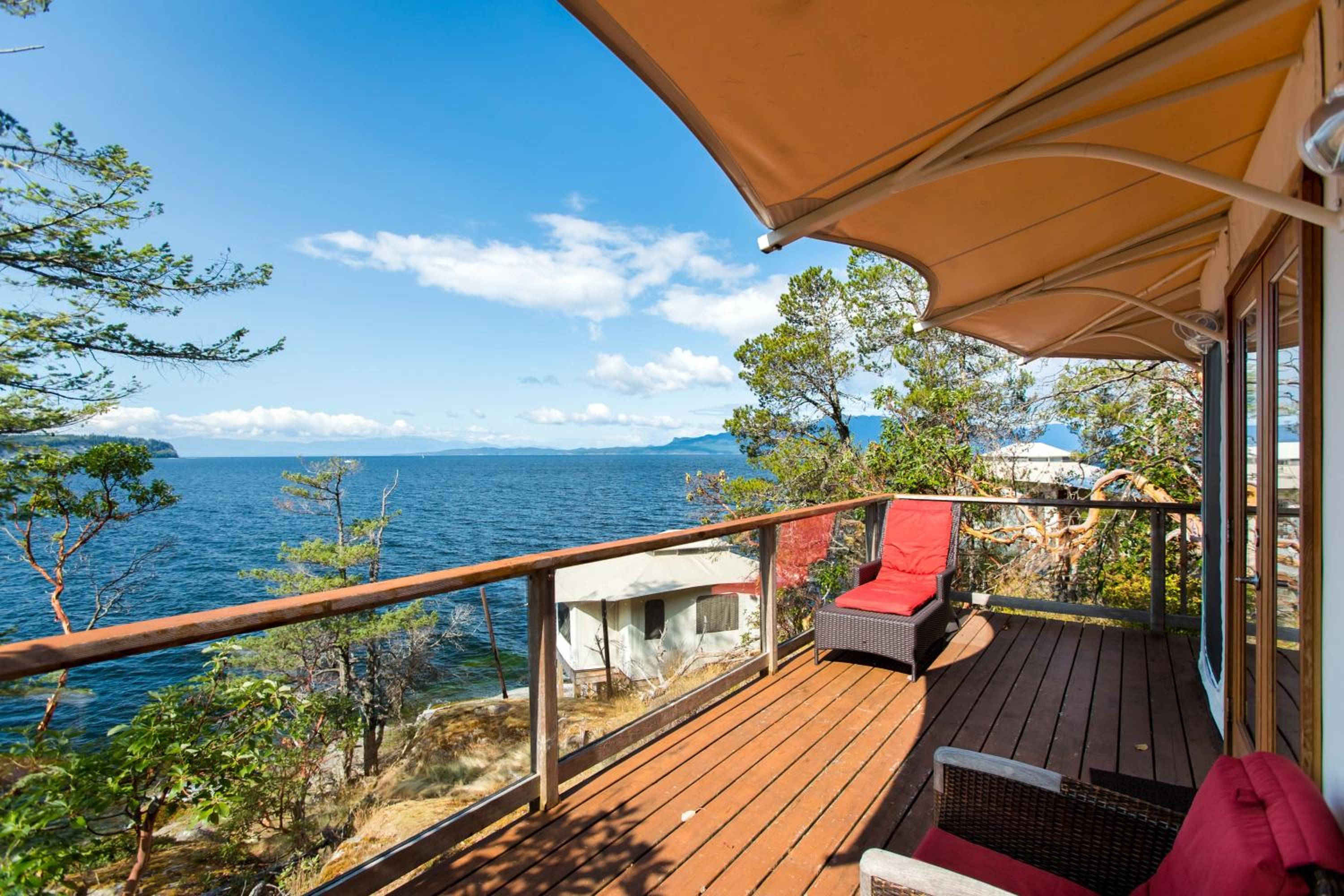 Rockwater Secret Cove Resort
