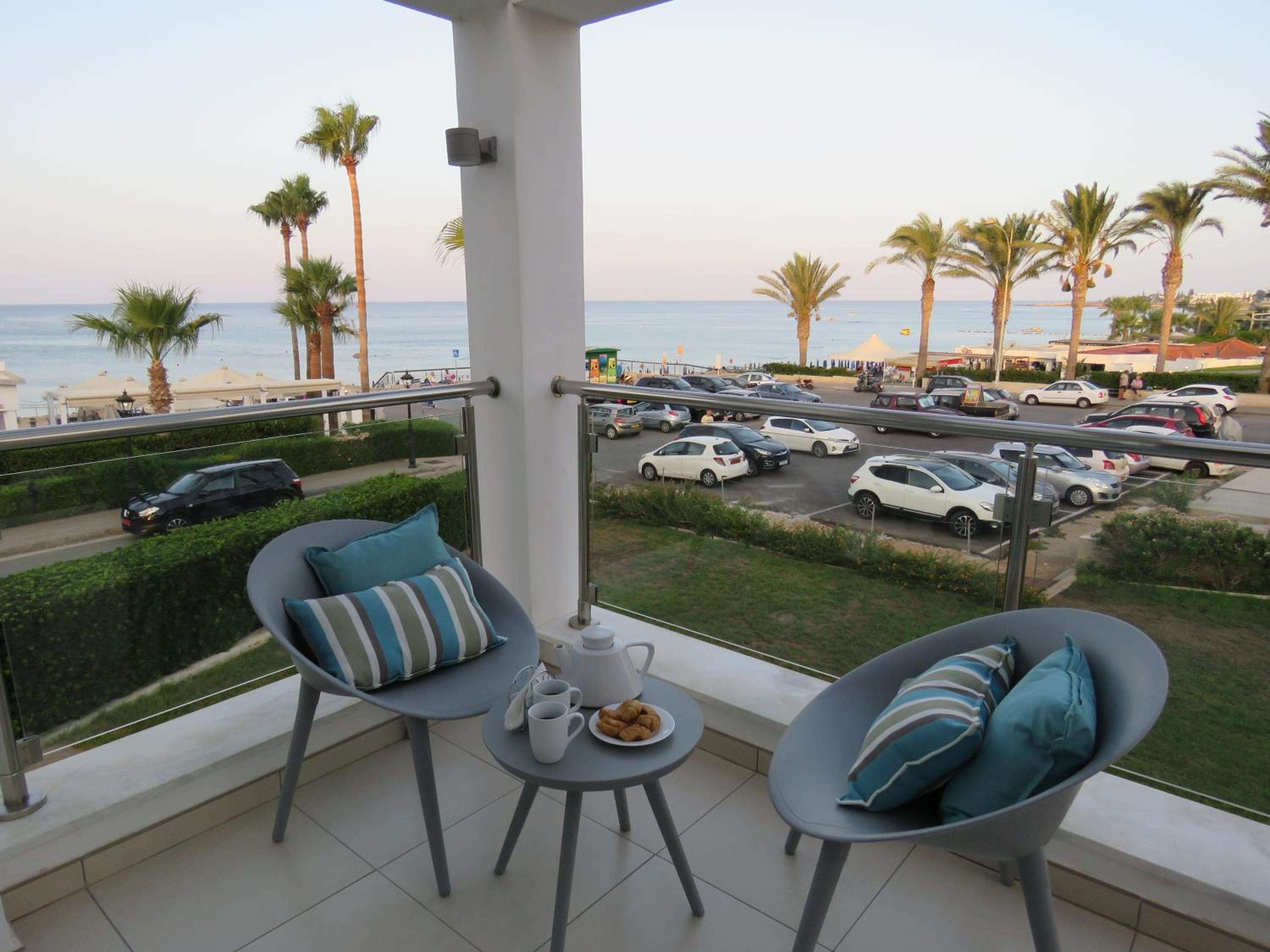 Villa Sorelle view 2