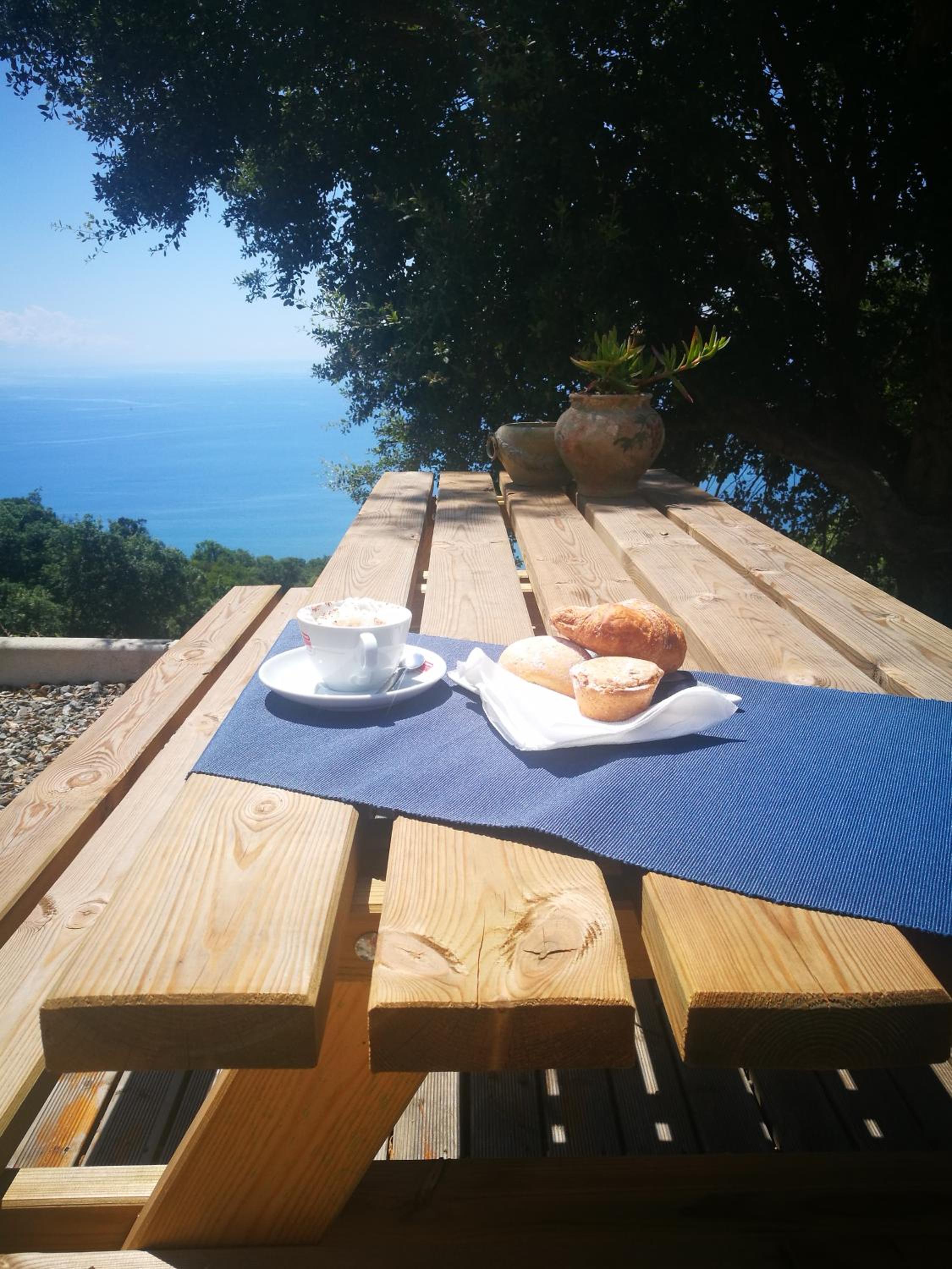 Tra Montagne e Mare view 2